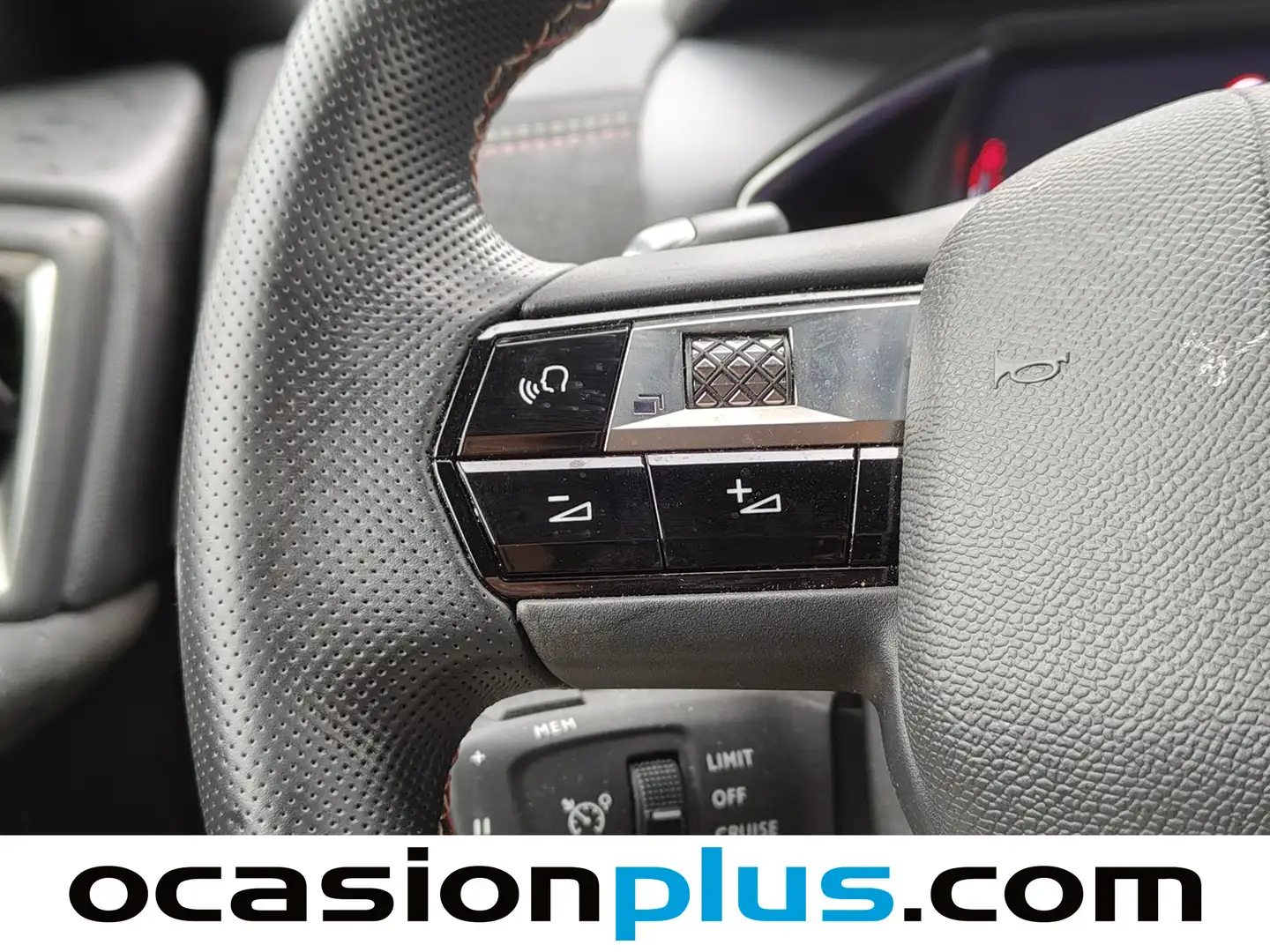 Foto DS DS 3 Crossback DS DS3 Crossback PureTech 130 Performance Line+ EAT8 (130 CV)