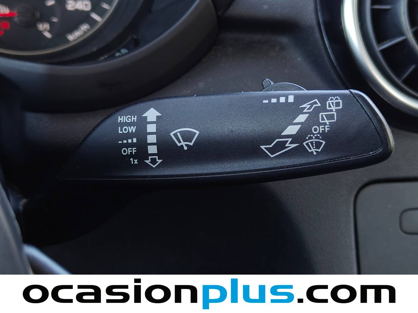 Extras y acabados del Audi A1 Audi A1 Adrenalin2 1.4 TDI ultra (90 CV)