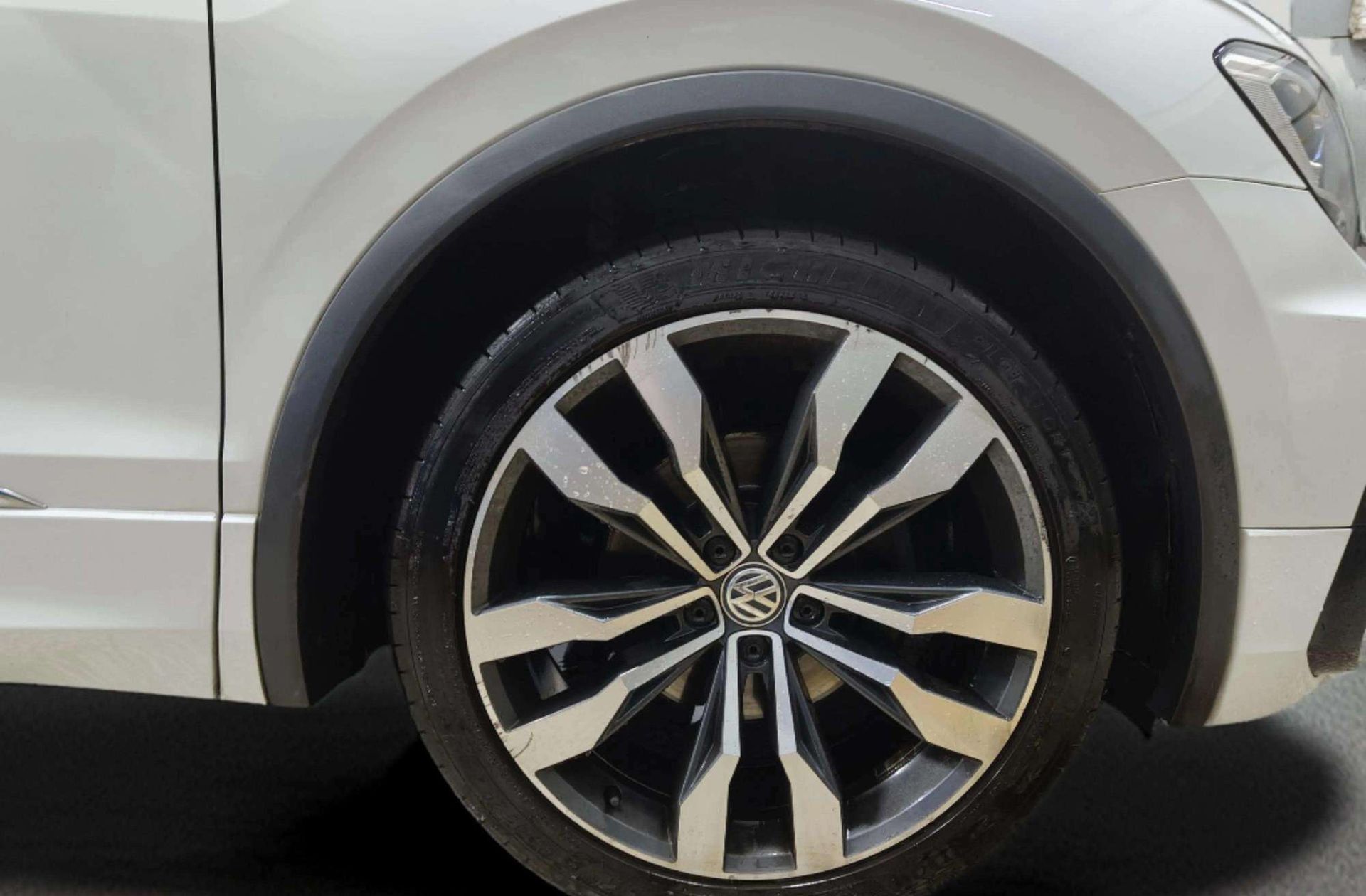 Volkswagen Tiguan Sport 2.0 TDI Pack R-Line - foto 40