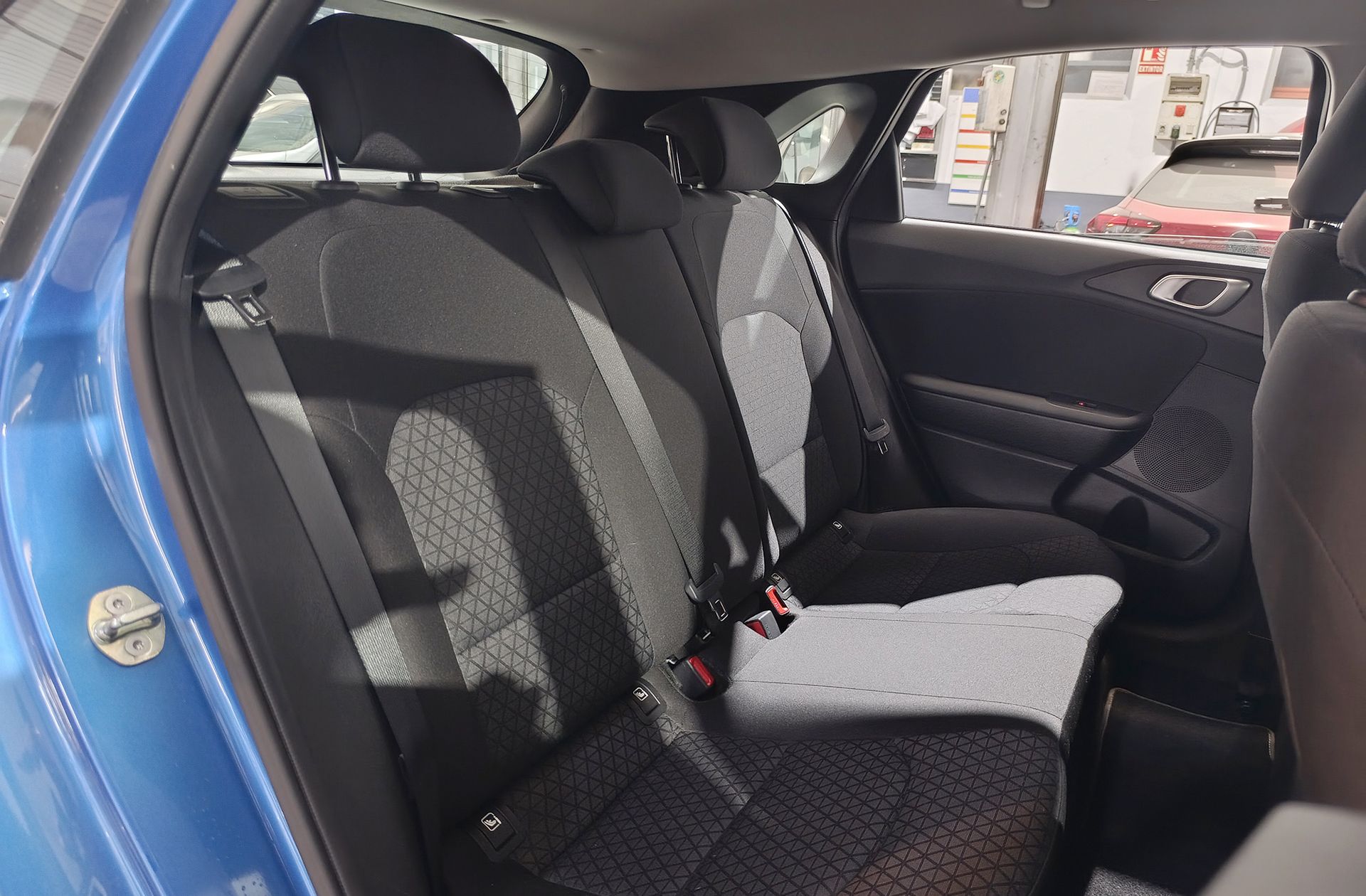 Kia Ceed 1.0 T-GDi Concept - foto 18