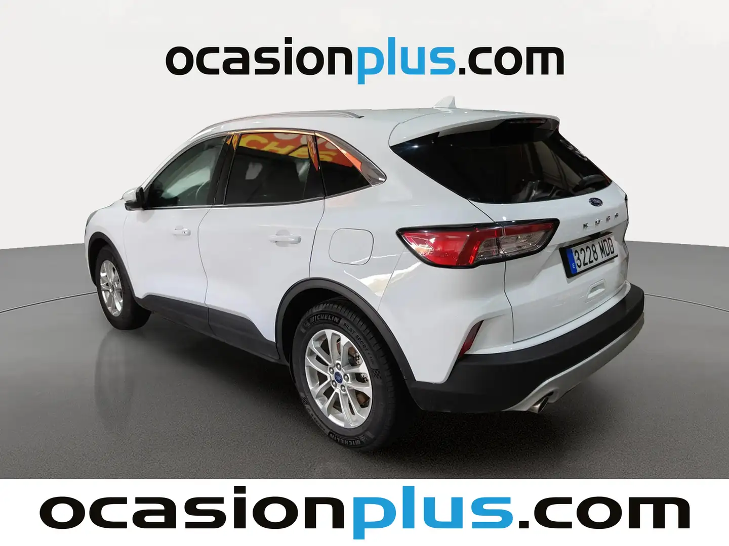 Foto Ford Kuga Ford Kuga 1.5 EcoBlue Titanium Auto (120 CV)