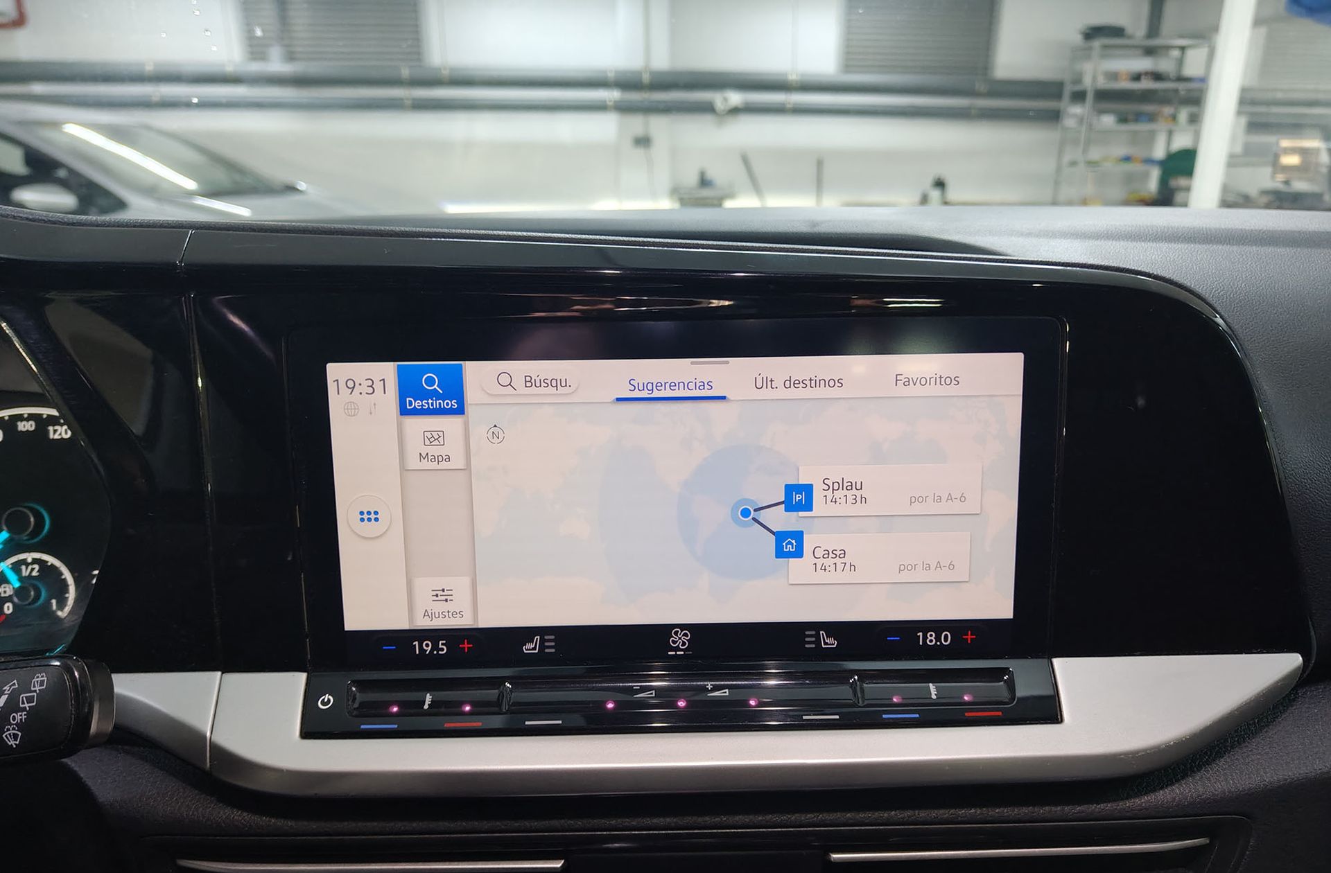 Ford Grand Tourneo Connect 1.5 EcoBoost Titanium - foto 7