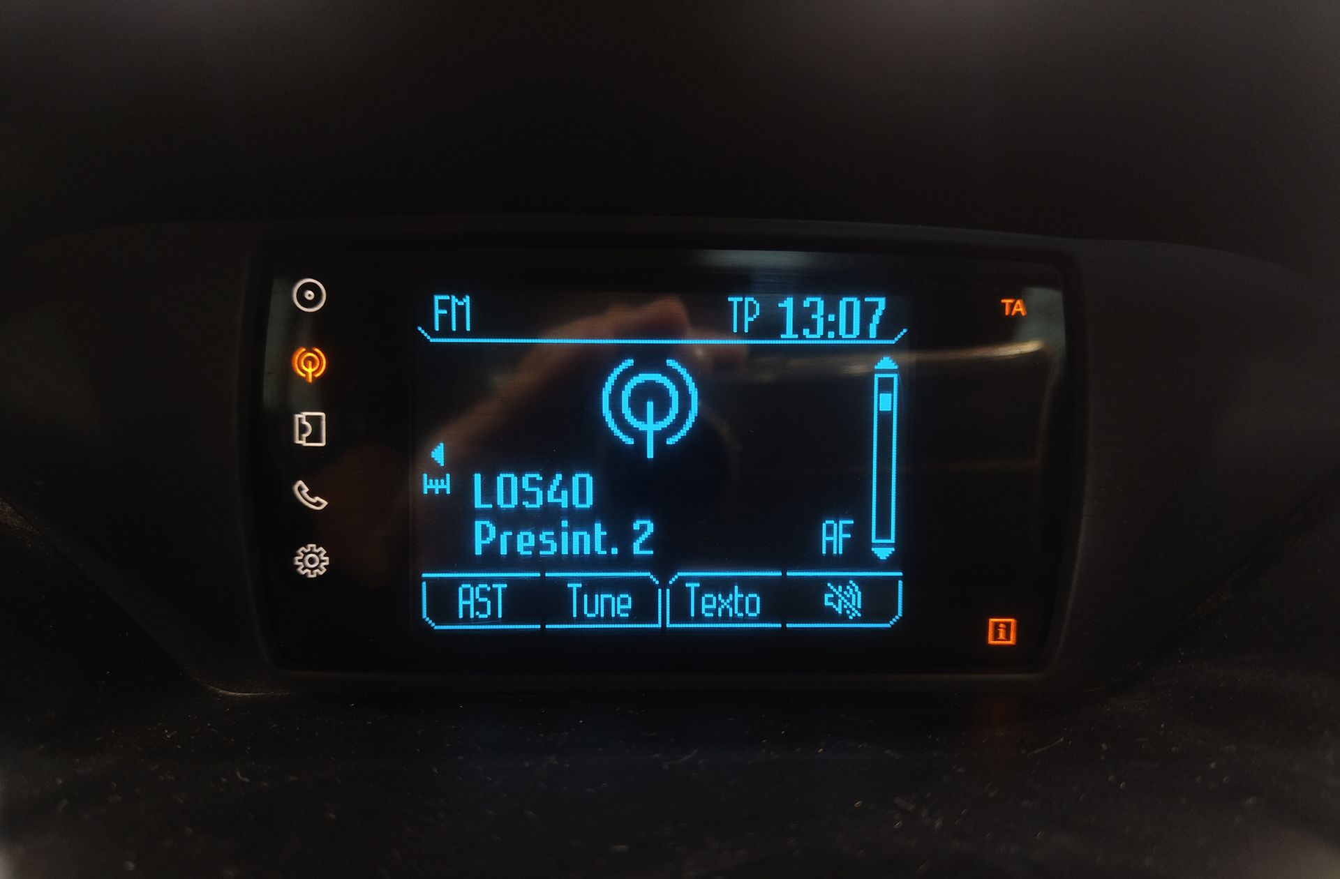 Ford B-Max 1.0 EcoBoost Trend - foto 22