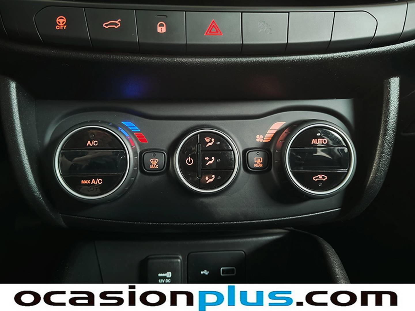 Foto Fiat Tipo Fiat Tipo Sedan 1.4 Fire Lounge (95 CV)