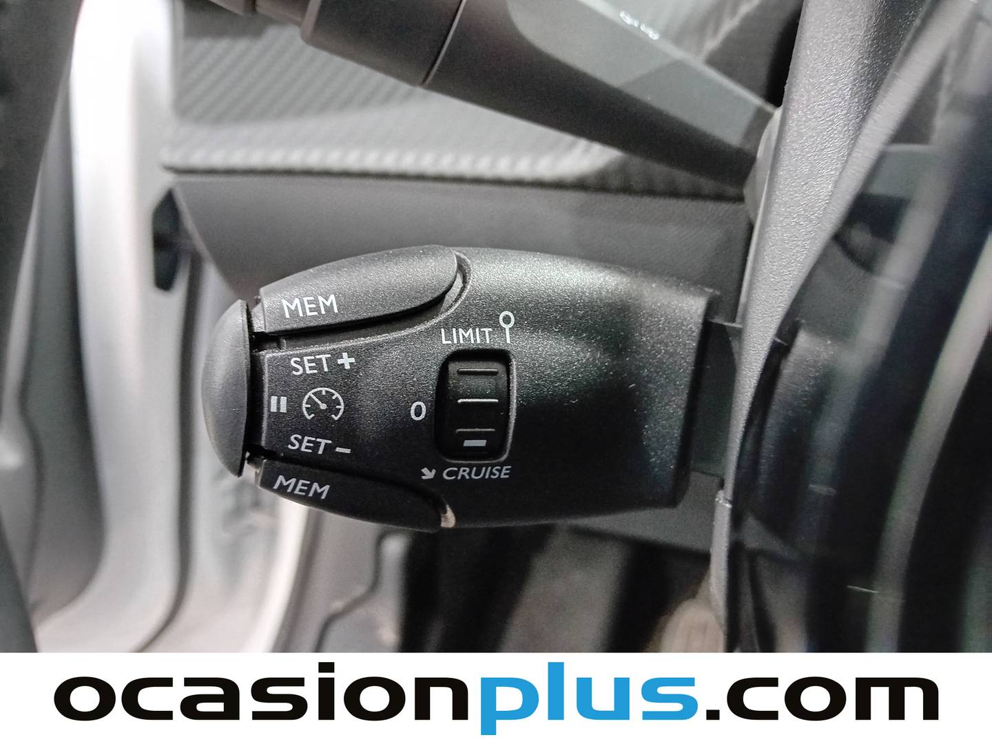 Foto Peugeot 208 Peugeot 208 PureTech 100 Allure (100 CV)