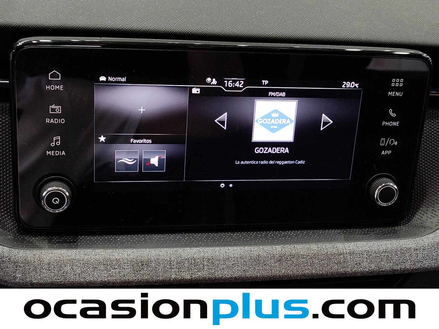 Foto Skoda Kamiq Skoda Kamiq 1.0 TSI Selection DSG (115 CV)