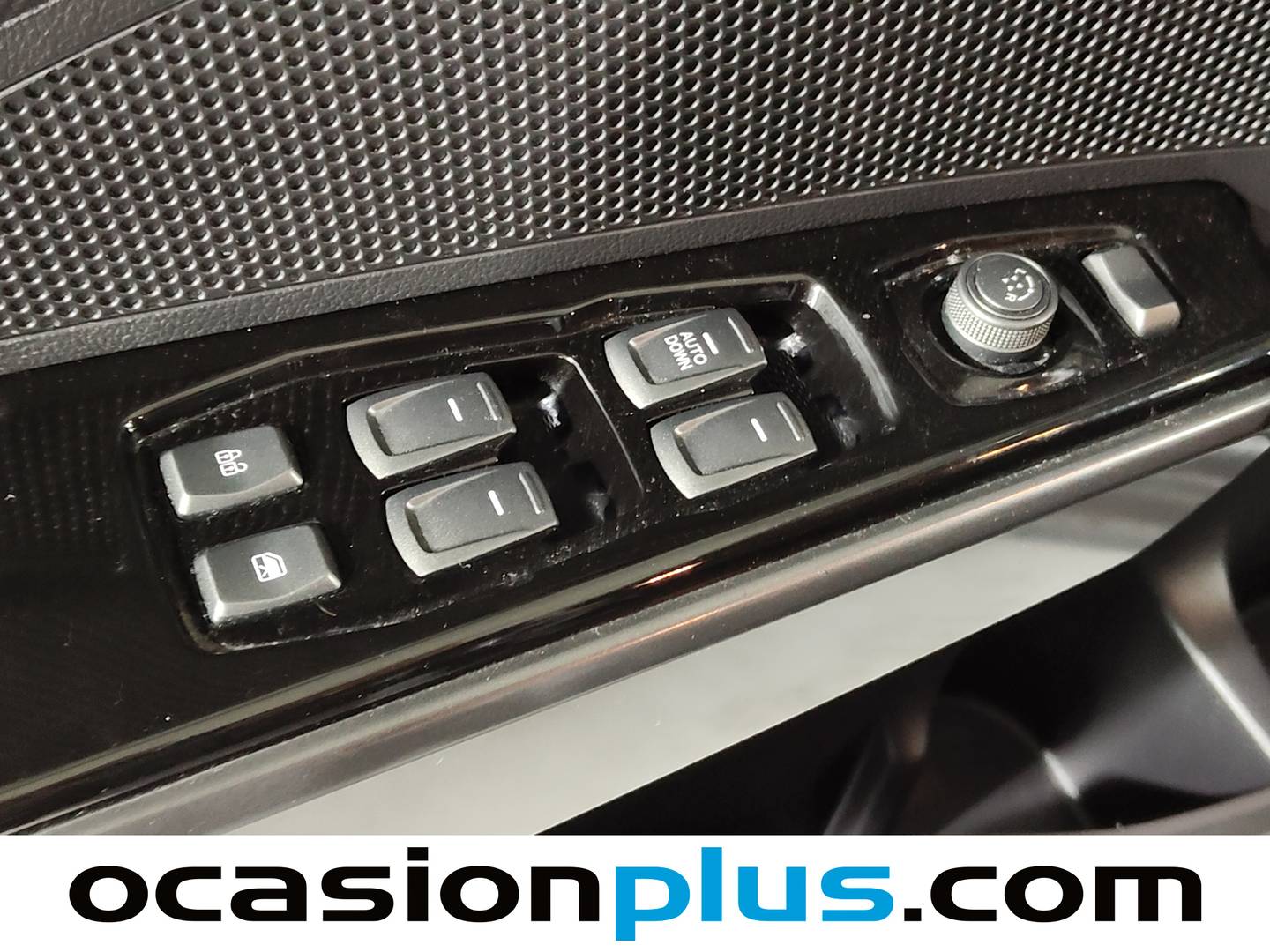 Foto SsangYong Tivoli Ssangyong Tivoli G12T Urban Plus (128 CV)