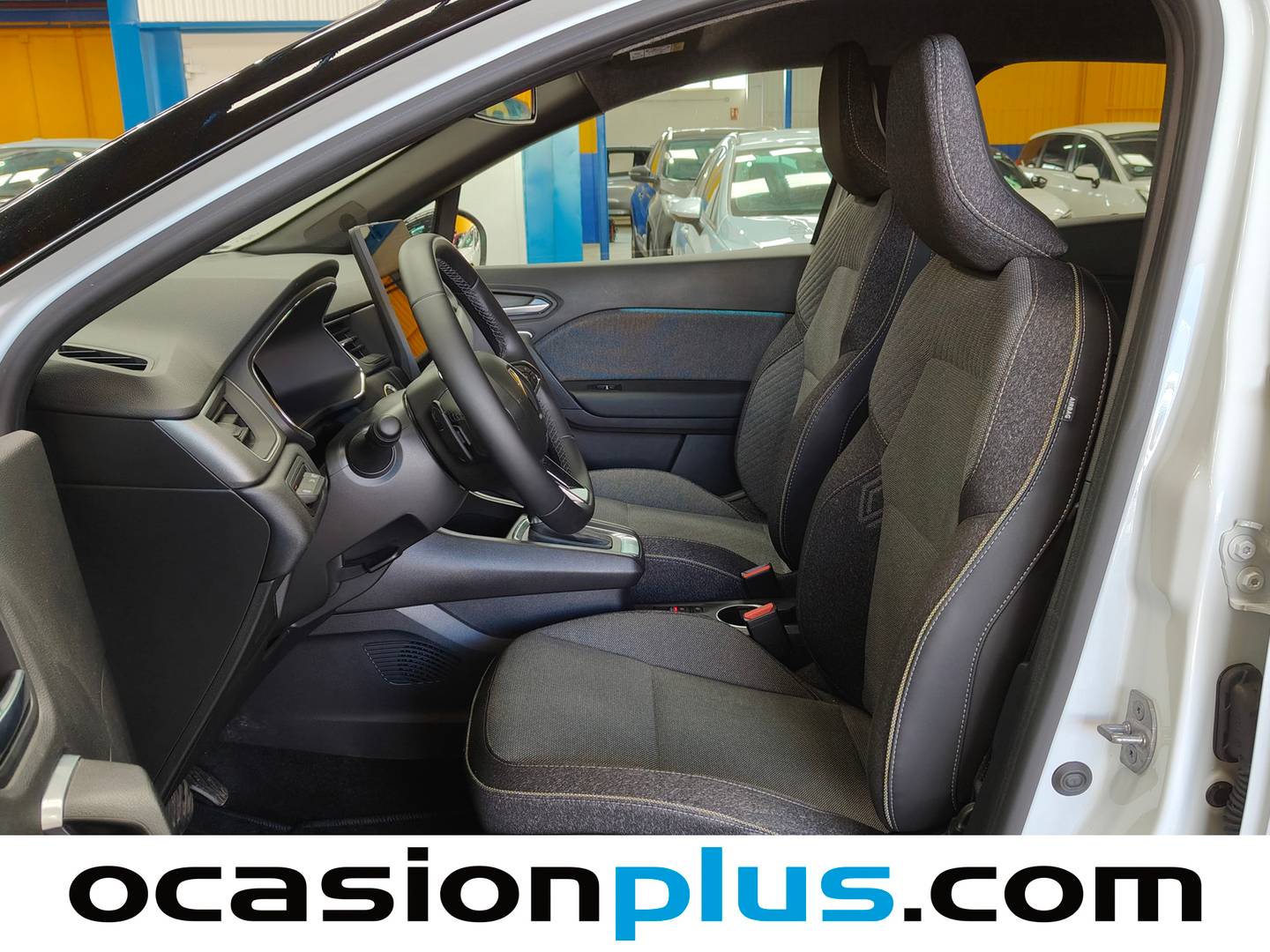 Foto asientos delanteros Renault Captur Renault Captur Techno TCe 160 Mild Hybrid EDC (160 CV)