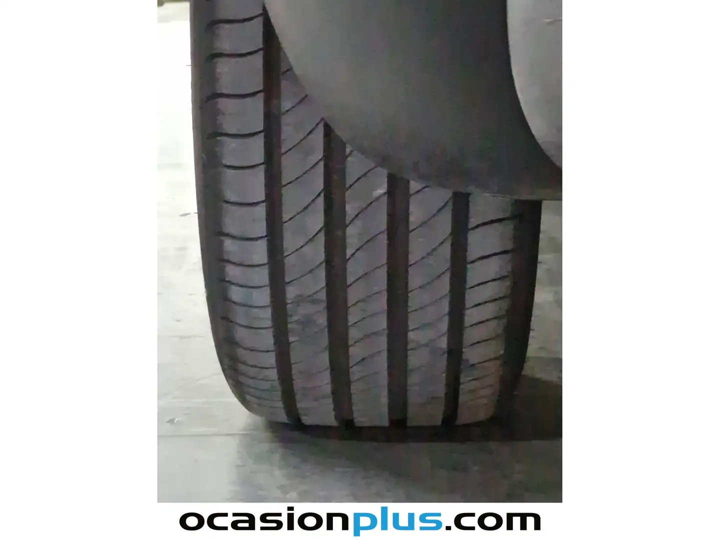 Foto Mercedes GLB Mercedes-Benz GLB 220 D 4Matic (190 CV)