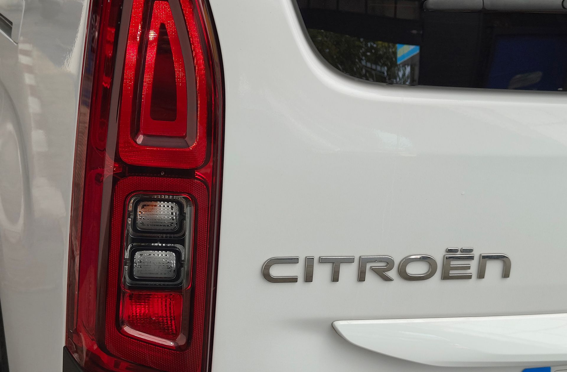 Citroën Berlingo BlueHDi 130 Talla XL Plus - foto 17