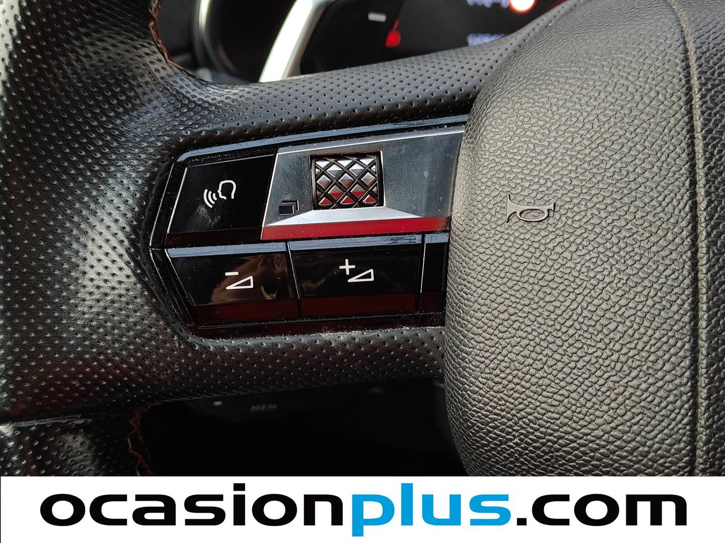 DS DS7 Crossback DS DS7 Crossback BlueHDi 130 DE Performance Line AT (130 CV) diésel