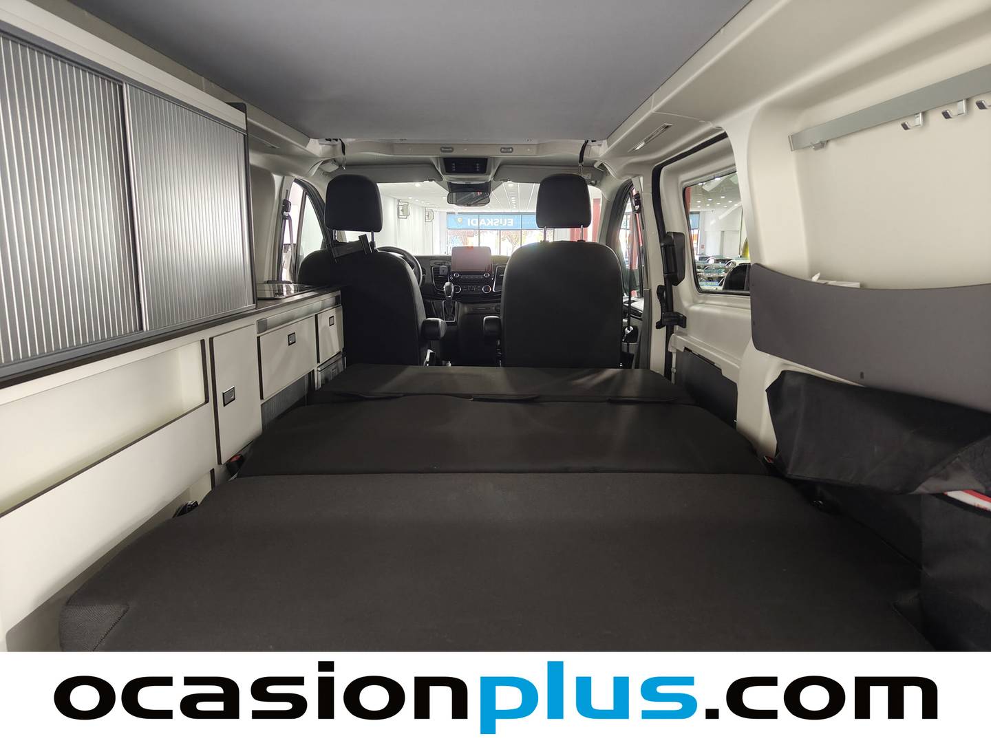 Equipamiento del Panamá P10S Panamá P10S Camperizada (170 CV)