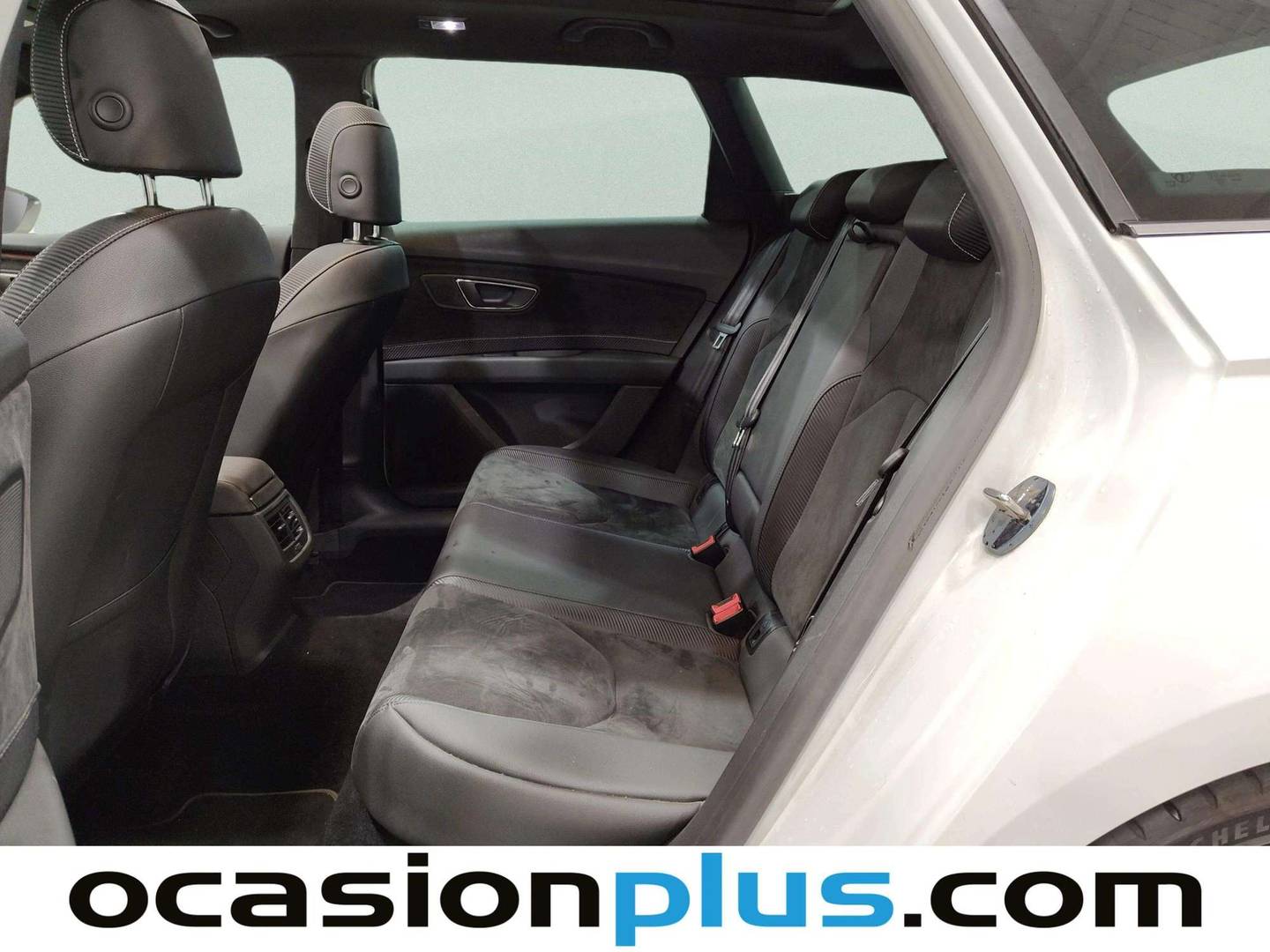 Foto asientos traseros Seat León Seat León ST 2.0 TSI S&S Cupra 4Drive DSG (300 CV)