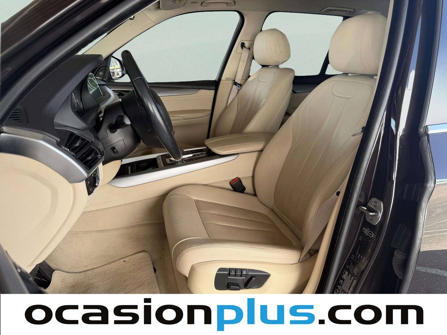 Foto asientos delanteros BMW X5 BMW X5 xDrive30d (258 CV)