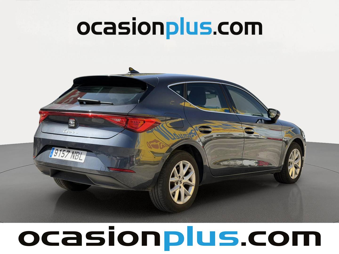 Foto trasera Seat León Seat León 1.5 eTSI Style XL DSG  (116 CV) derecha