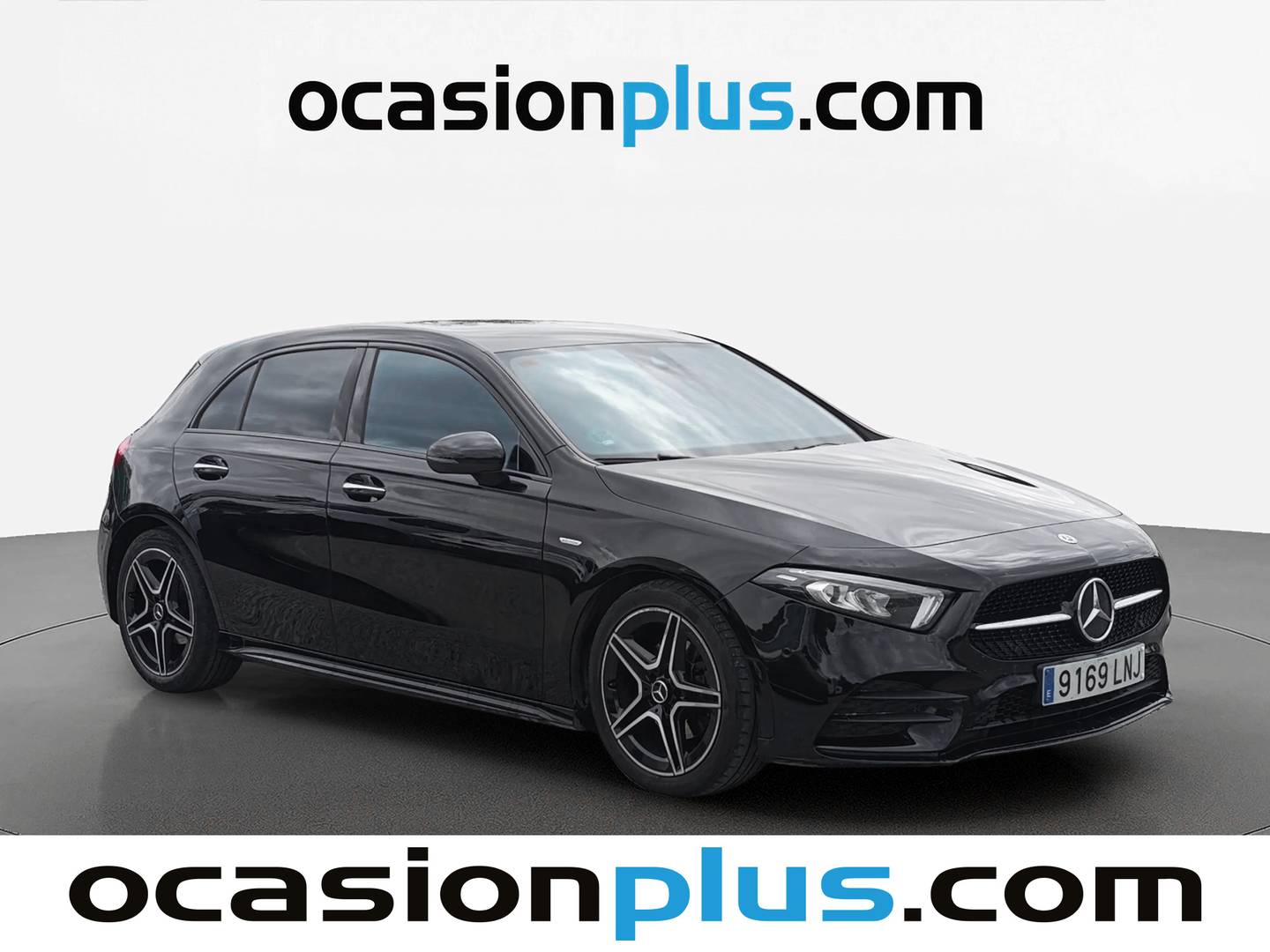 Foto delantera Mercedes Clase A Mercedes Clase A 200 d (150 CV) Pack AMG derecha