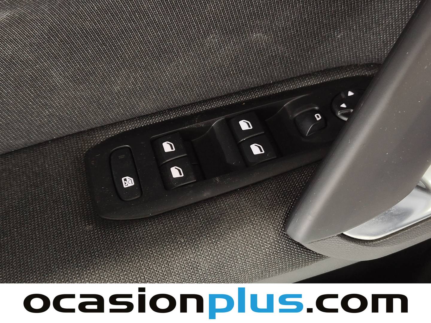 Peugeot 308 Peugeot 308 1.2 PureTech S&S Active (130 CV) gasolina