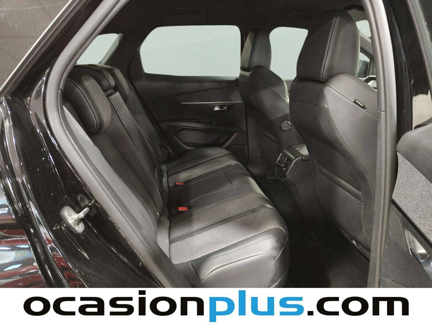 Foto Peugeot 3008 Hybrid Peugeot 3008 Hybrid 300 Allure Pack e-EAT8 (300 CV)