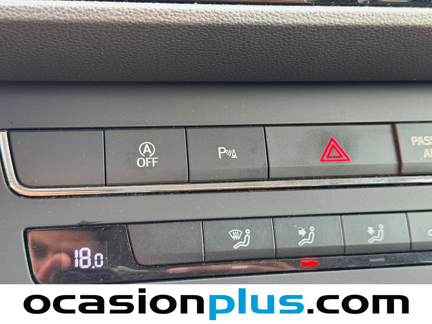 Equipamiento del Seat León Seat León ST 2.0 TDI S&S Style (150 CV)