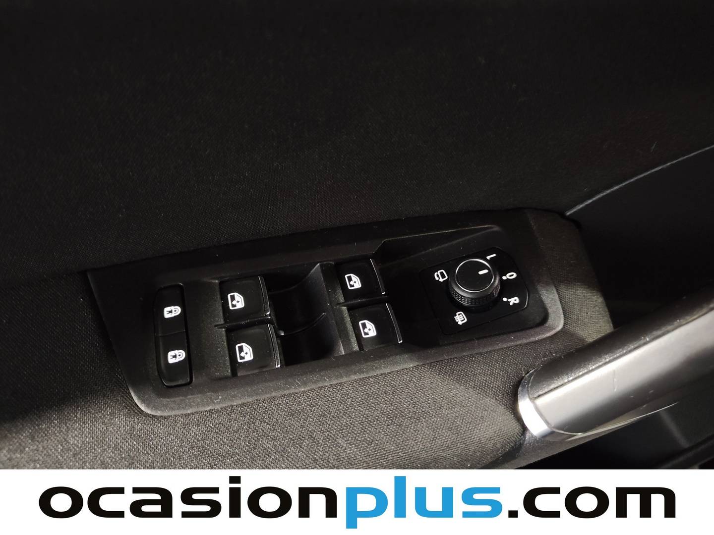 Foto Volkswagen Touran Volkswagen Touran Sport 2.0 TDI BMT  (150 CV) DSG