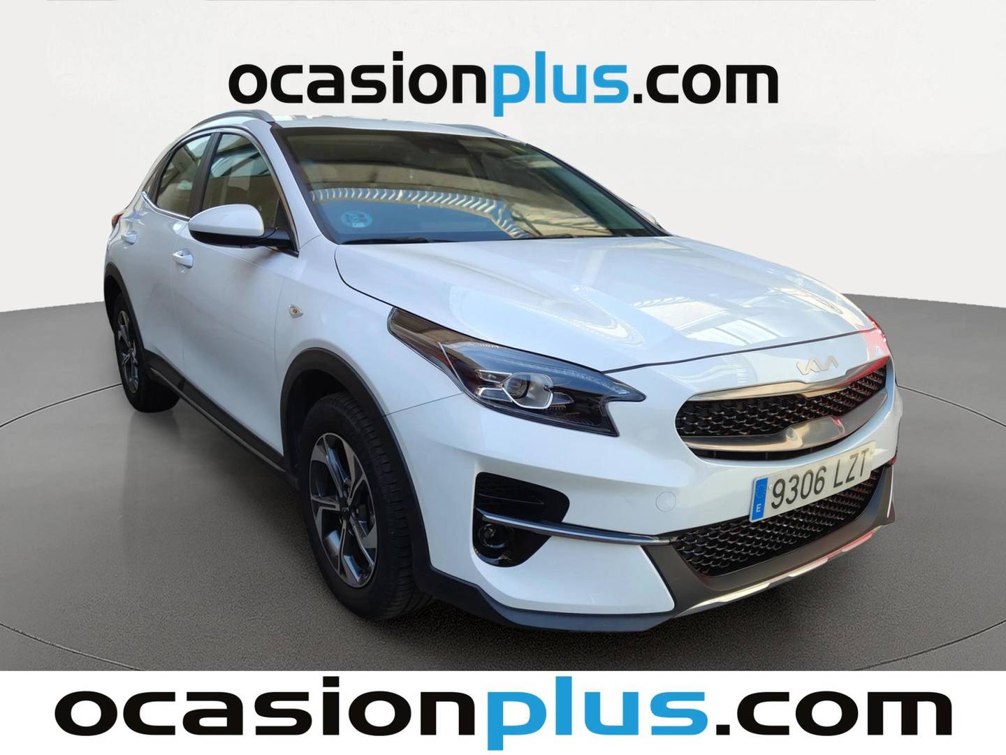 Foto delantera KIA XCeed KIA XCeed 1.0 T-GDi Drive (120 CV) derecha