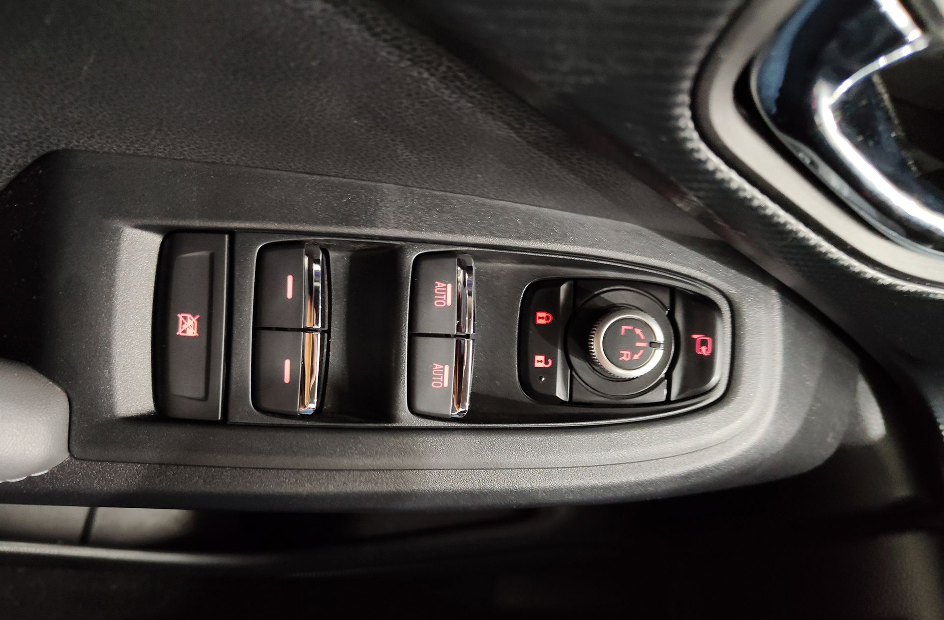 Subaru Crosstrek 2.0i Hybrid Field CVT - foto 35