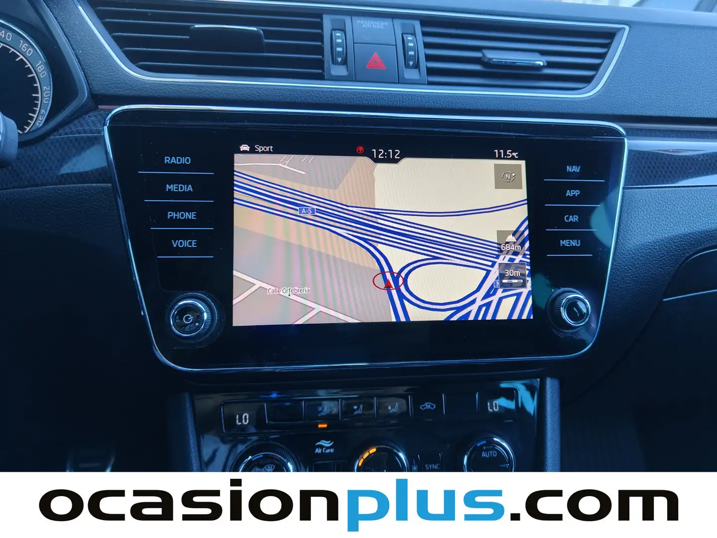 Foto Skoda Superb Skoda Superb 1.8 TSI Sport Line (180 CV)