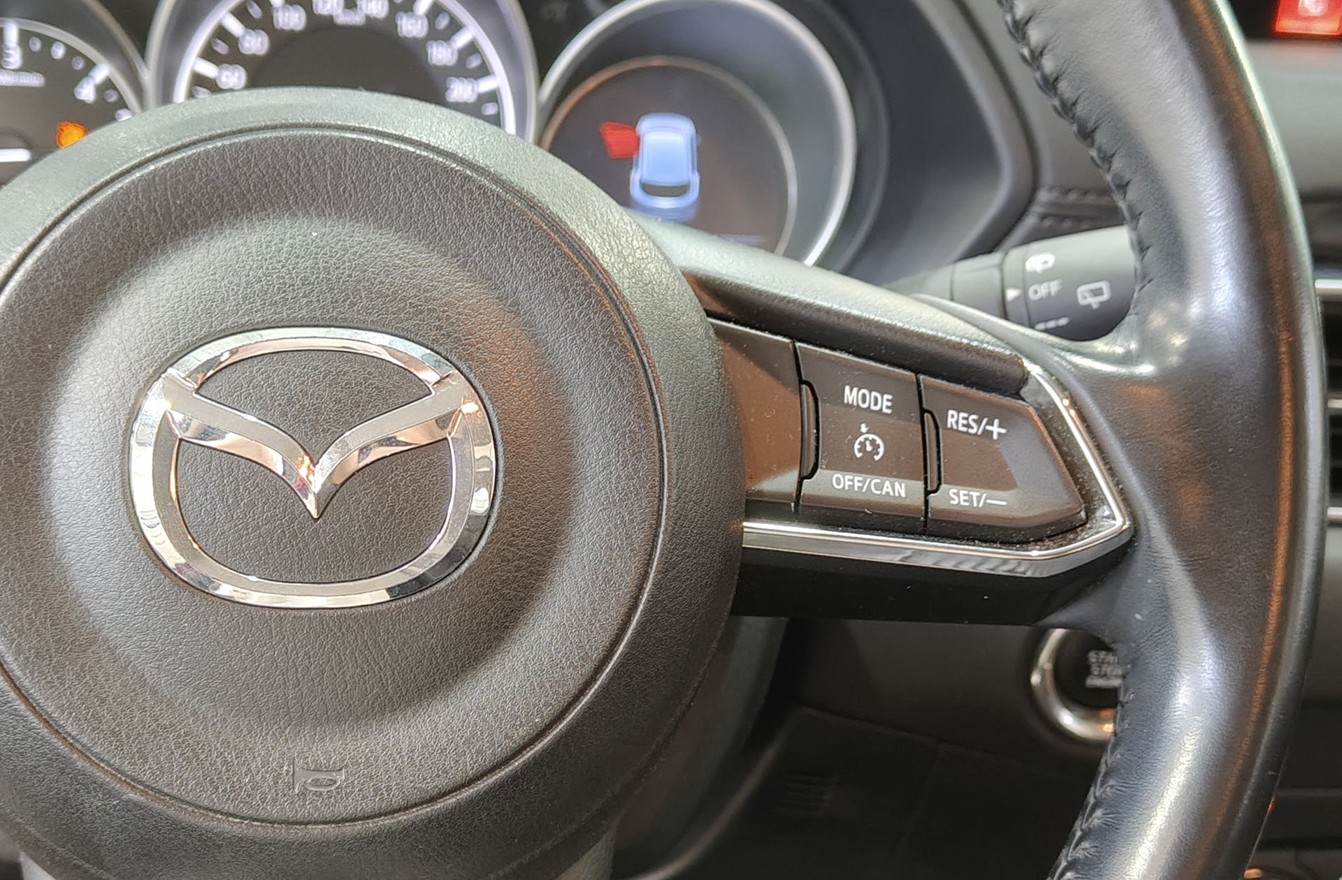 Mazda CX-5 2.2 DE Zenith 4WD - foto 27