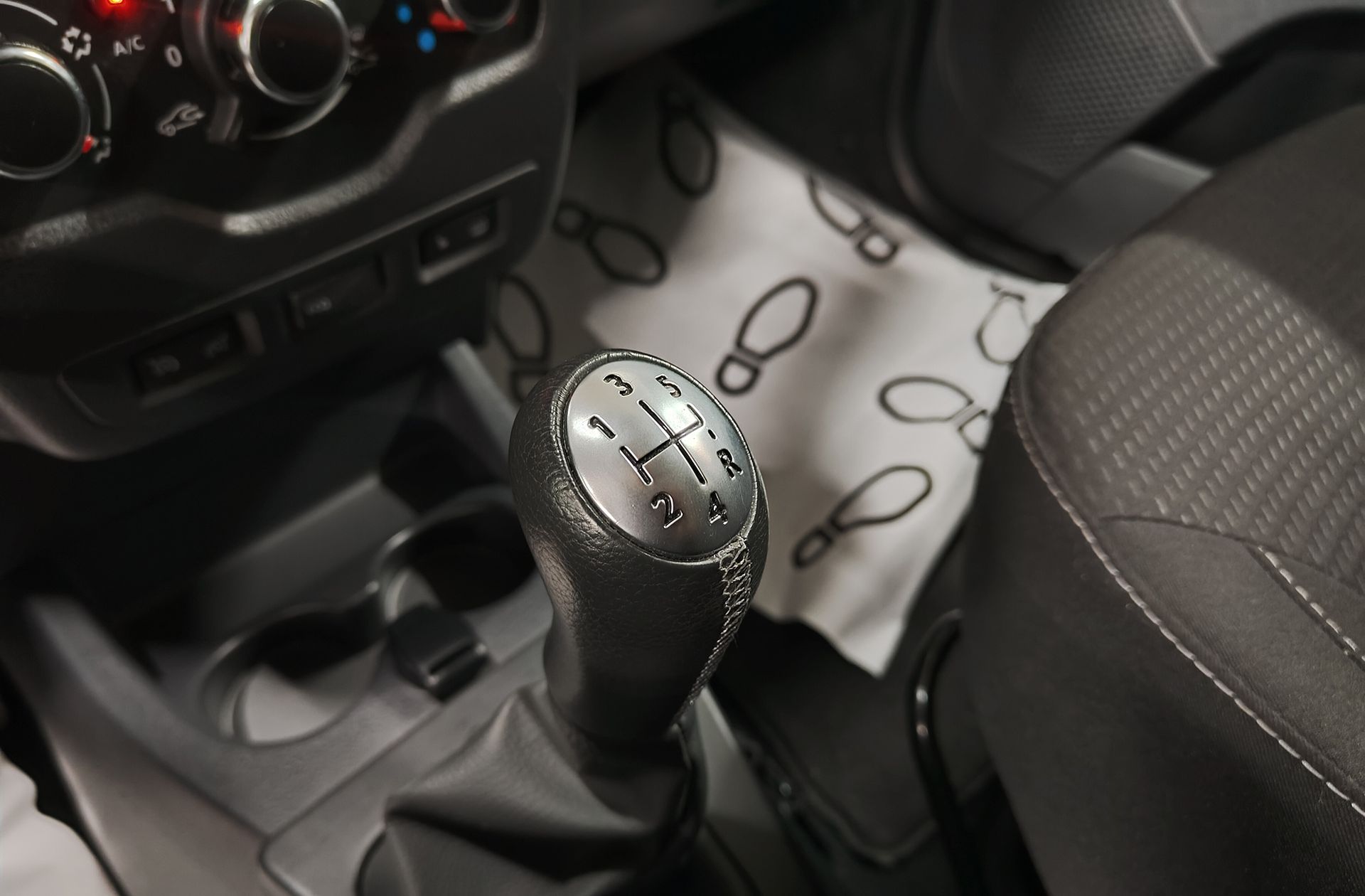 Dacia Lodgy Laureate TCe - foto 5