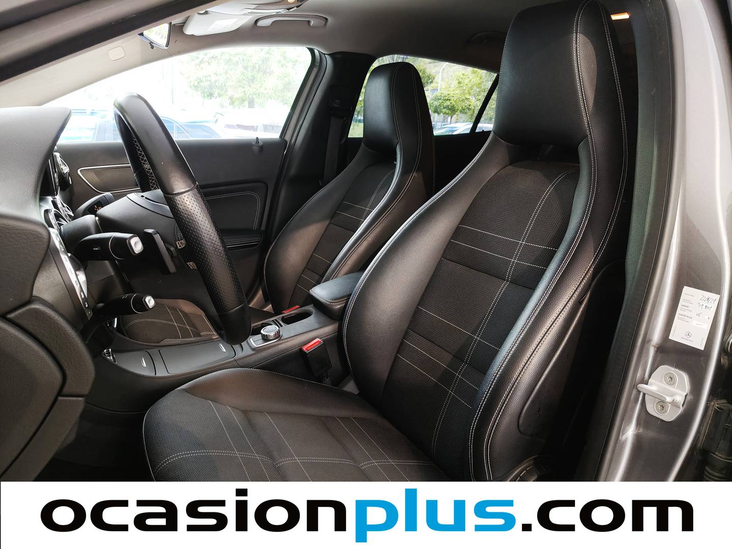 Foto asientos delanteros Mercedes GLA Mercedes GLA 220 CDI Urban 4Matic (170 CV)