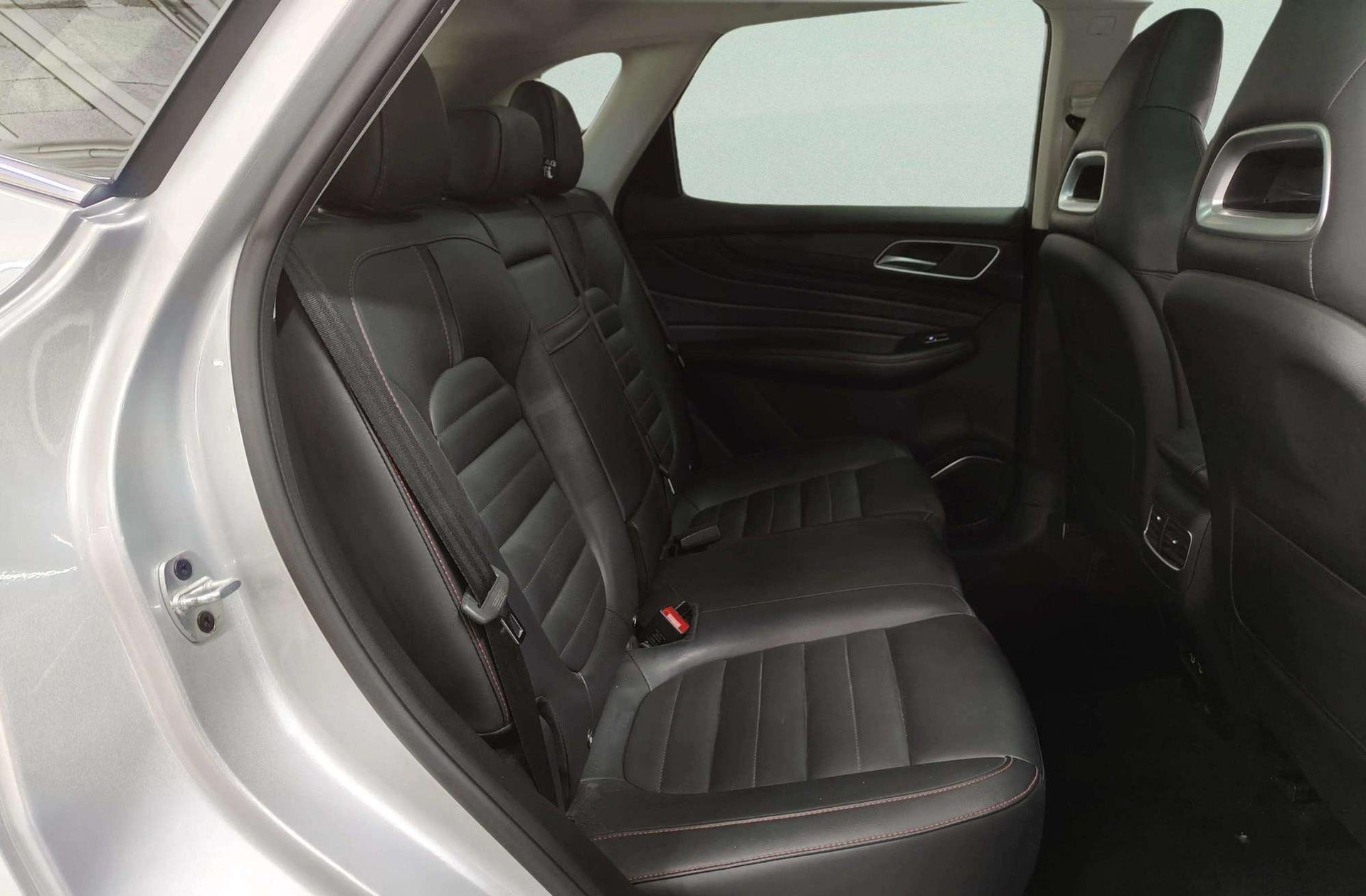 MG HS 1.5 Turbo GDI Luxury - foto 21