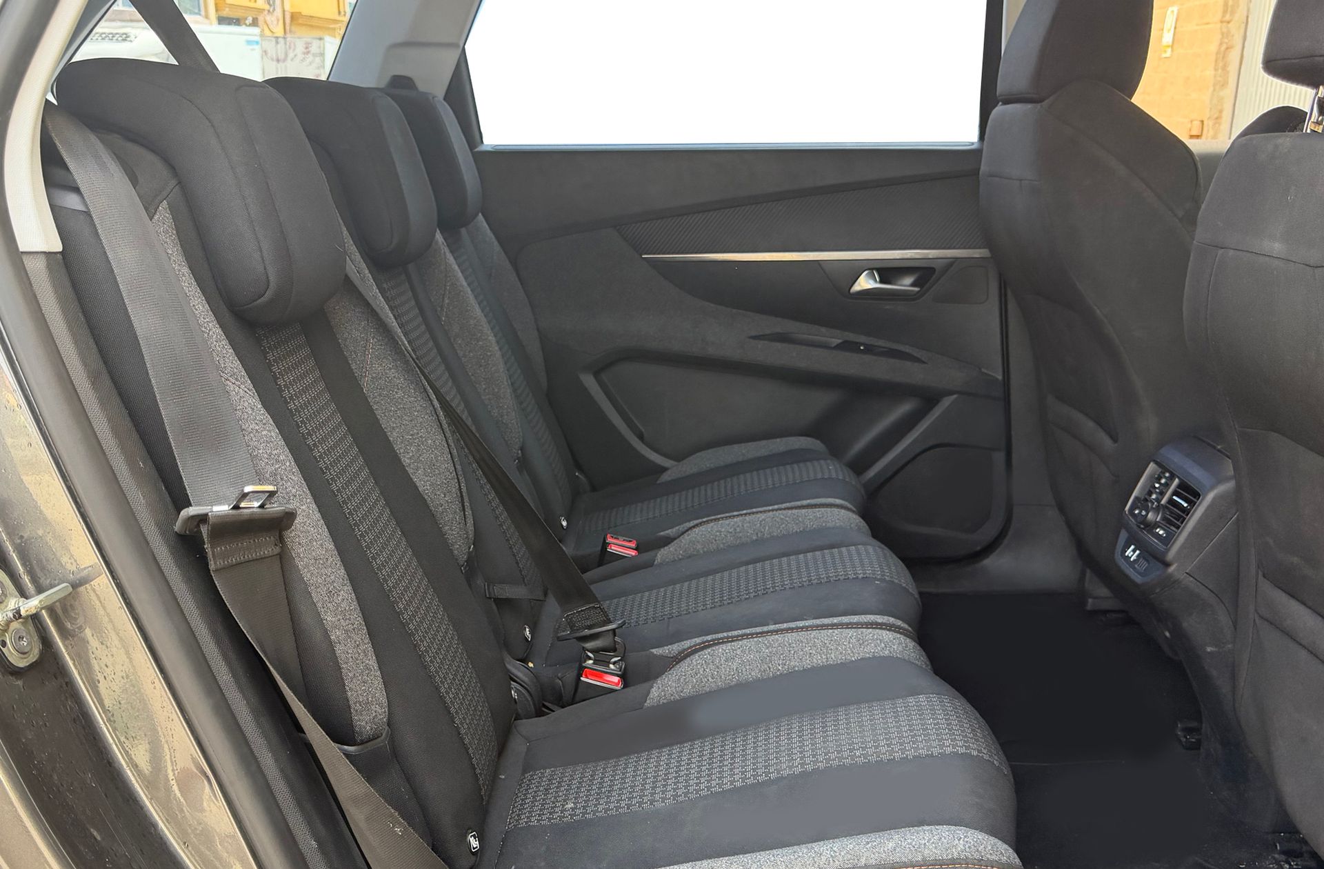 Peugeot 5008 1.2L PureTech Active 7 plazas - foto 17