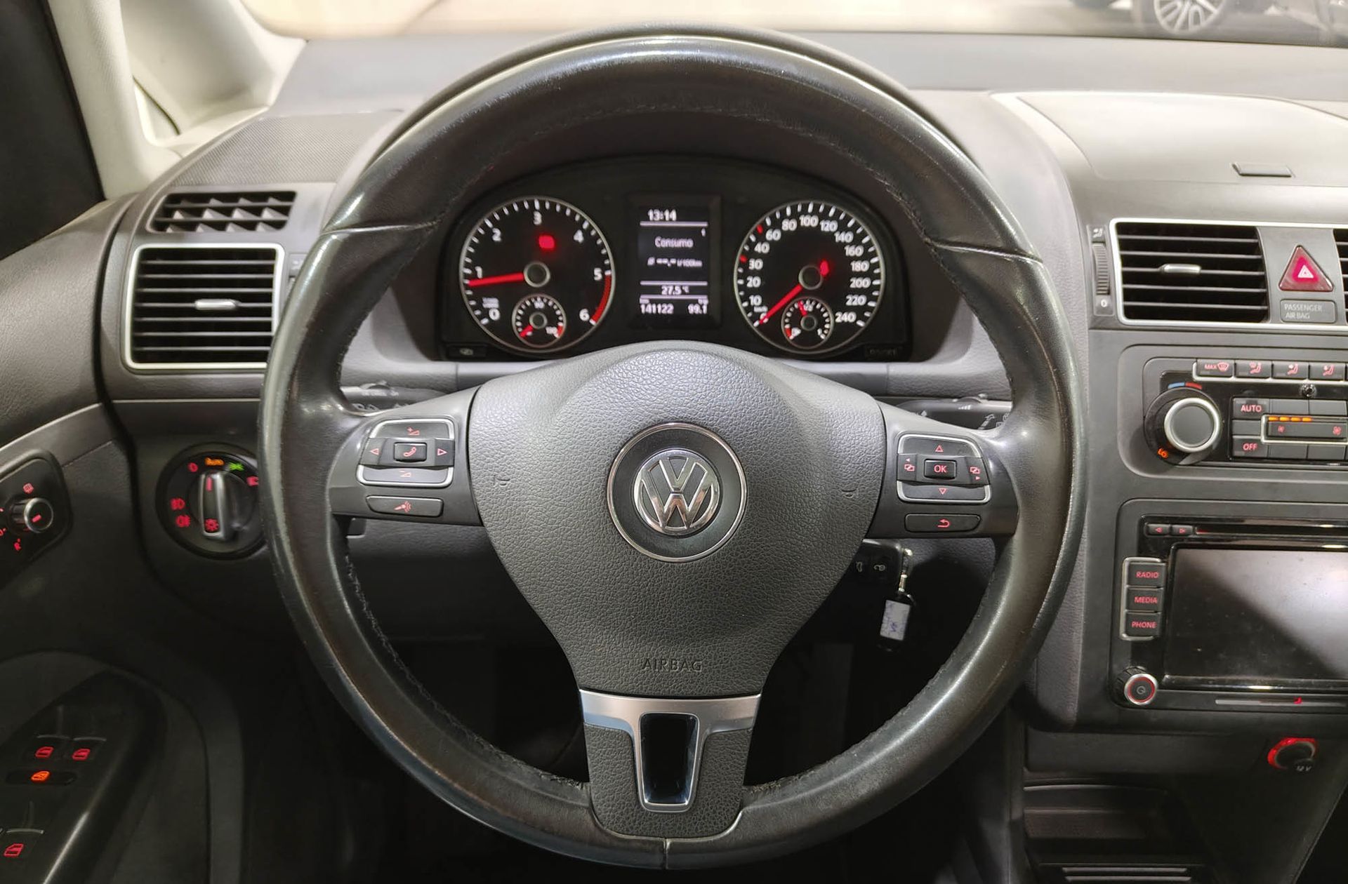 Volkswagen Touran Advance 1.6 TDI - foto 21