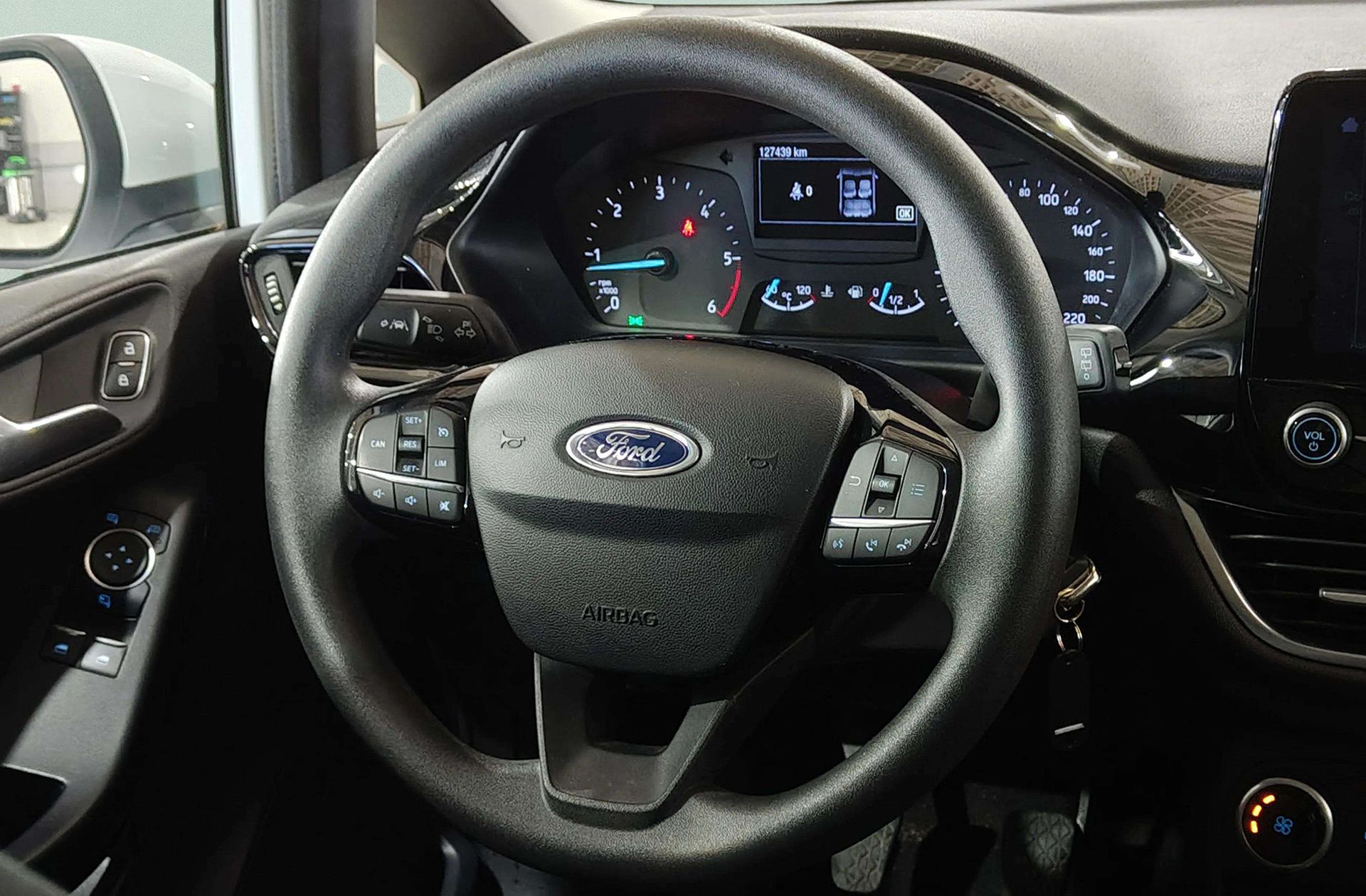 Ford Fiesta 1.5 TDCi Trend - foto 19