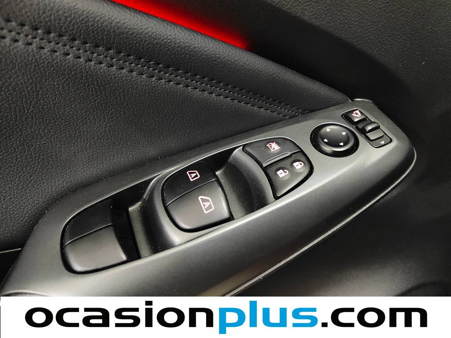 Foto Nissan JUKE Nissan Juke DIG-T N-Connecta 4x2 (114 CV)