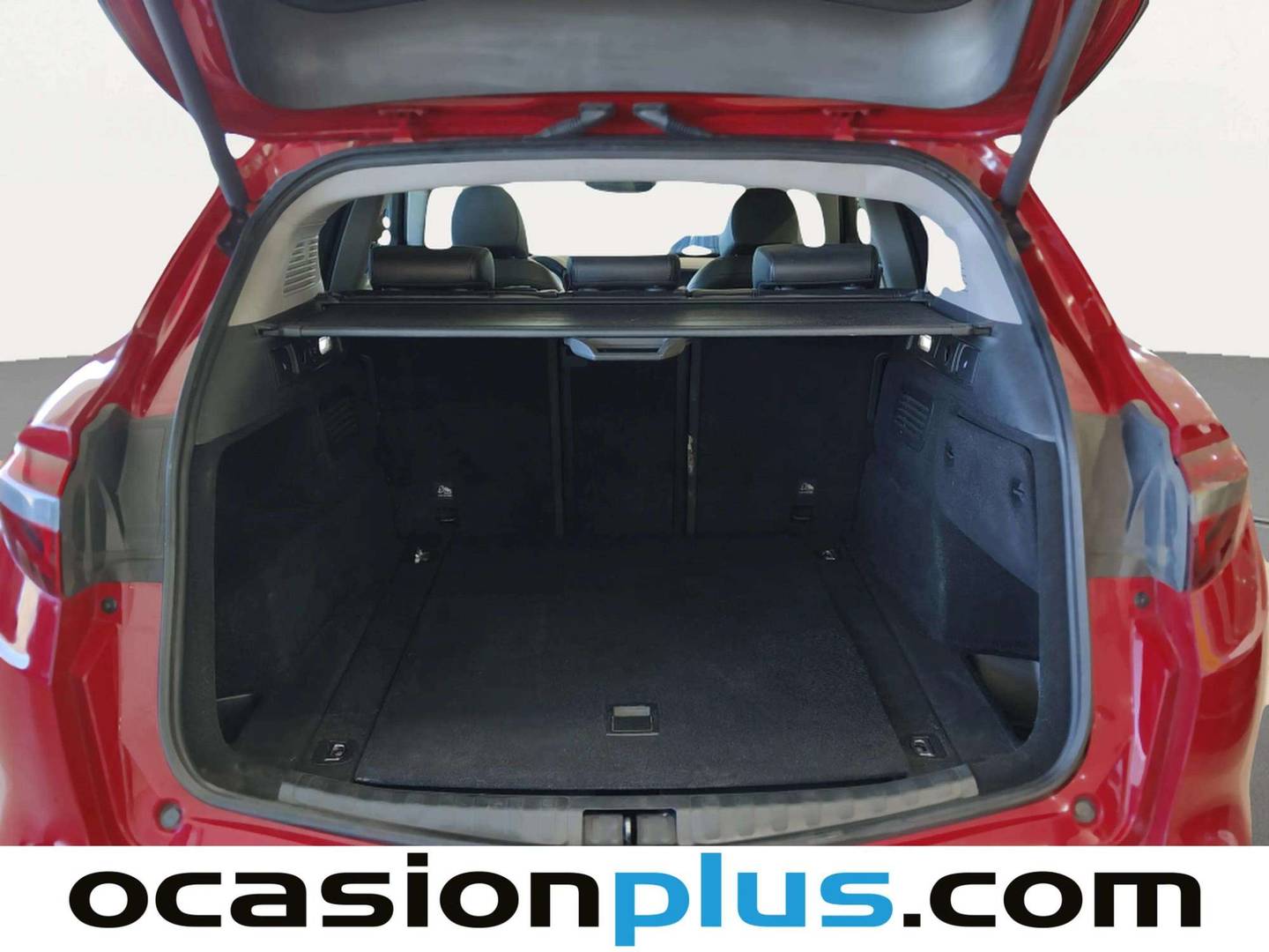 Fotos maletero Alfa Romeo Stelvio Alfa Romeo Stelvio 2.2 Diesel Super RWD (180 CV)