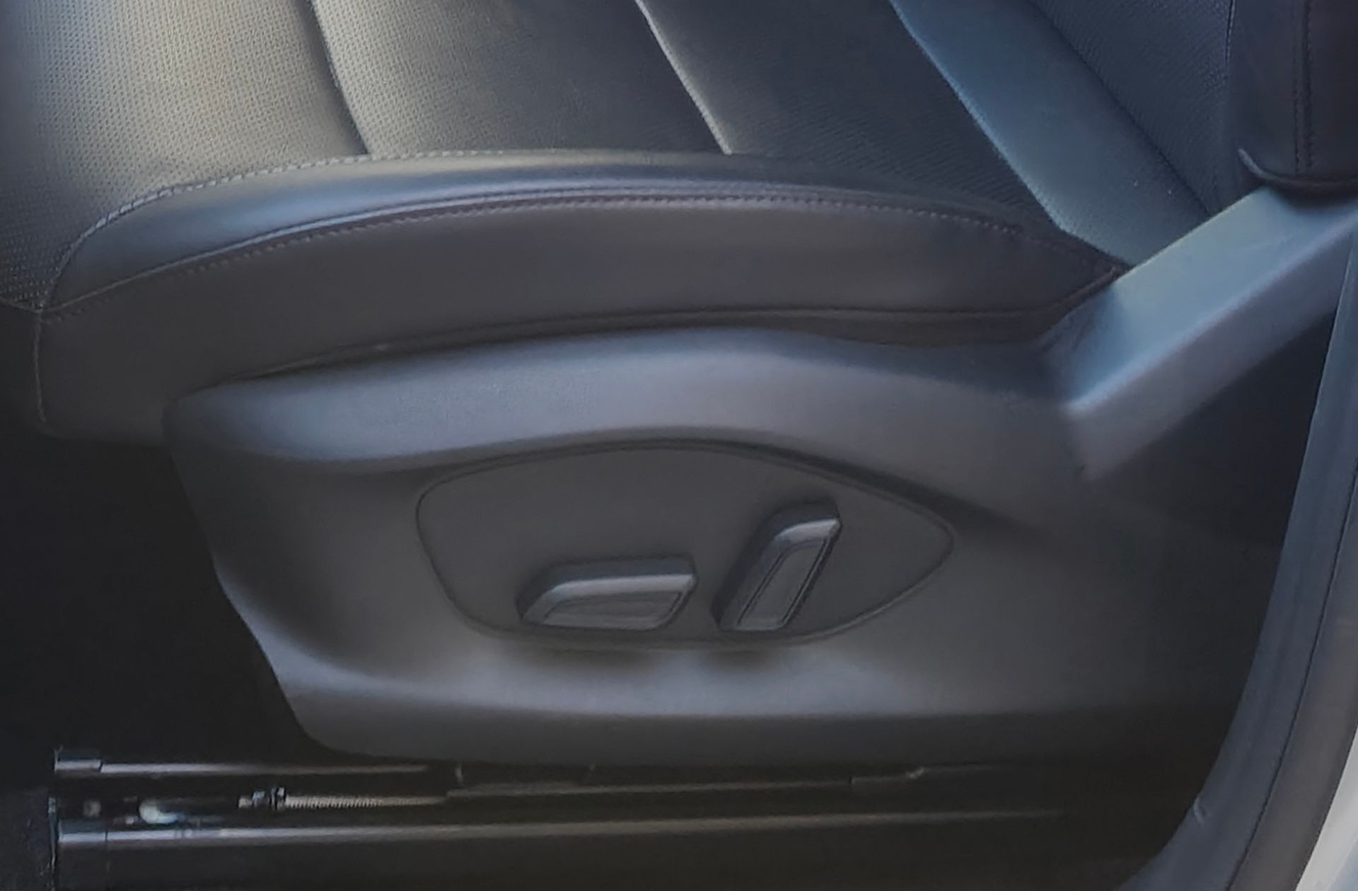 MG ZS 1.5 Hybrid+ Luxury - foto 12