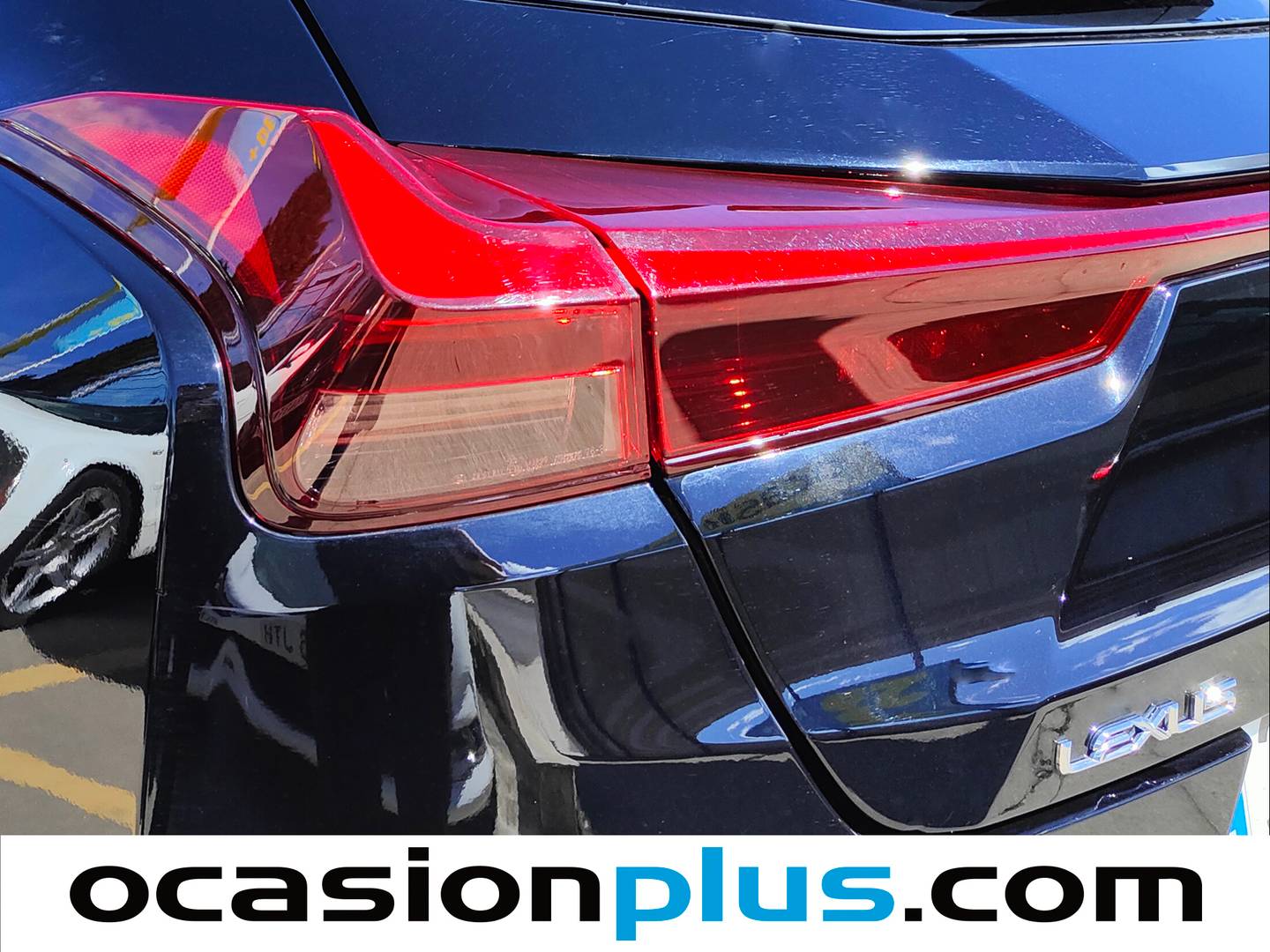 Accesorios del Lexus UX Lexus UX 250h Premium (184 CV)