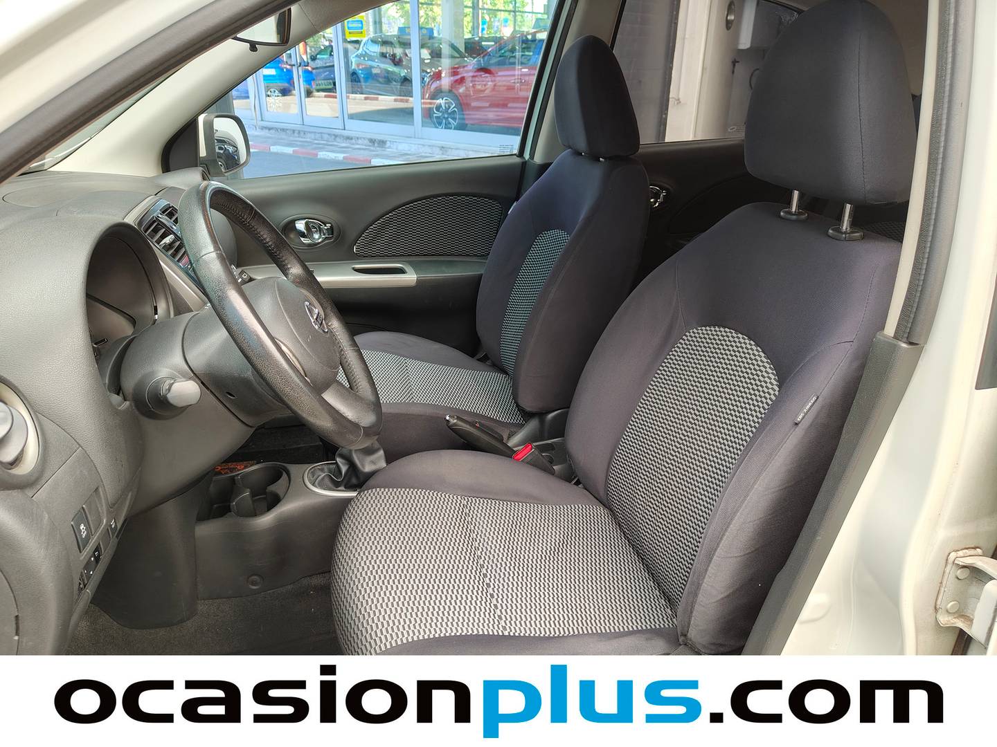 Foto asientos delanteros Nissan Micra Nissan Micra 1.2G Acenta (80 CV)