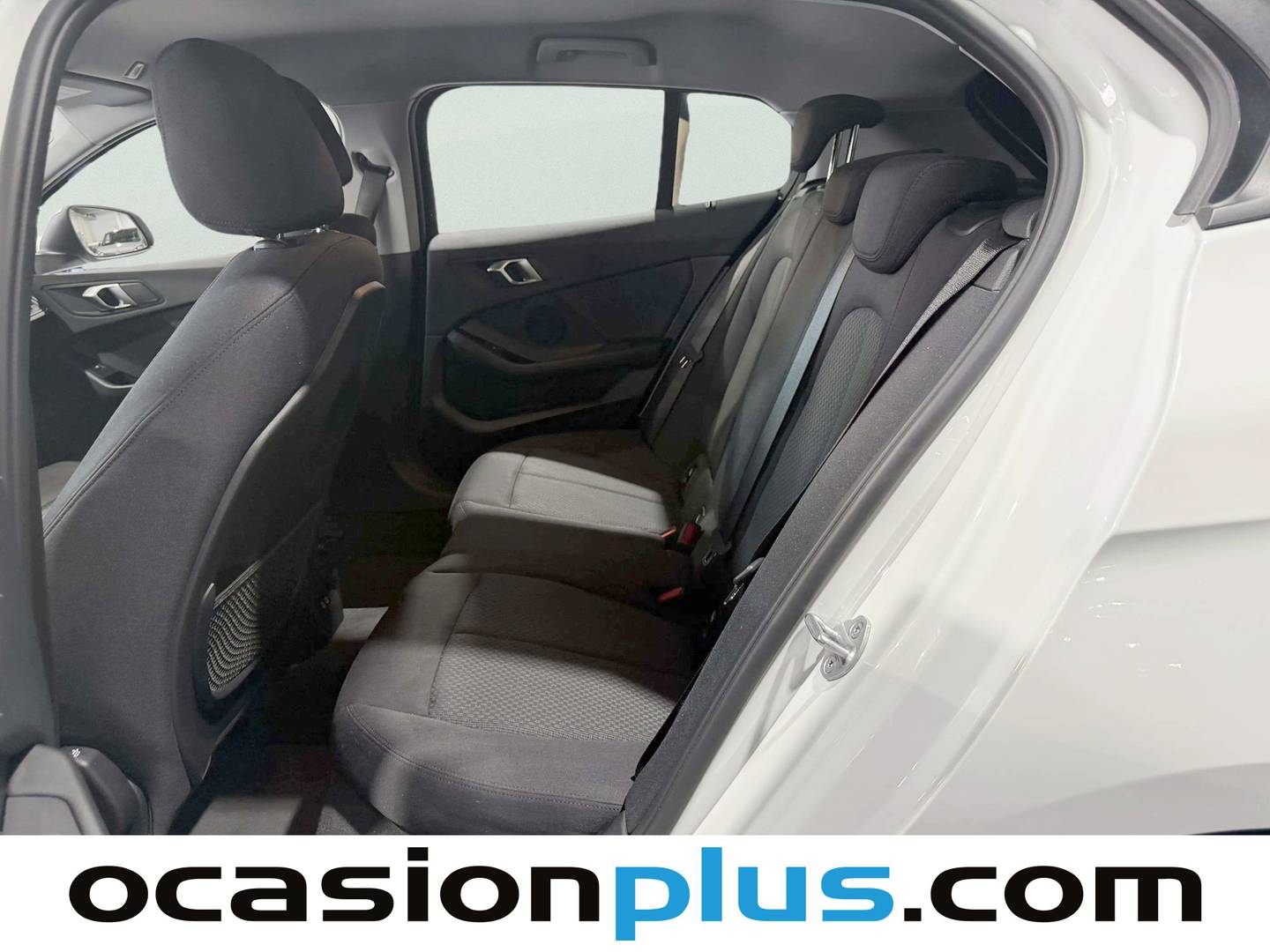 Foto asientos traseros BMW Serie 1 BMW Serie 1 118i  (140 CV)