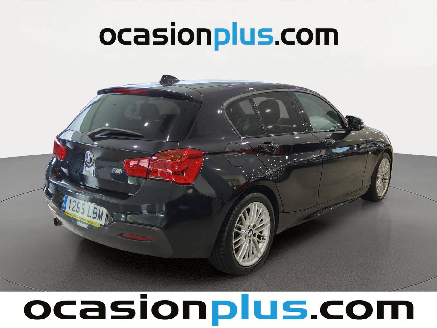 Foto trasera BMW Serie 1 BMW Serie 1 118d (150 CV) Pack M derecha