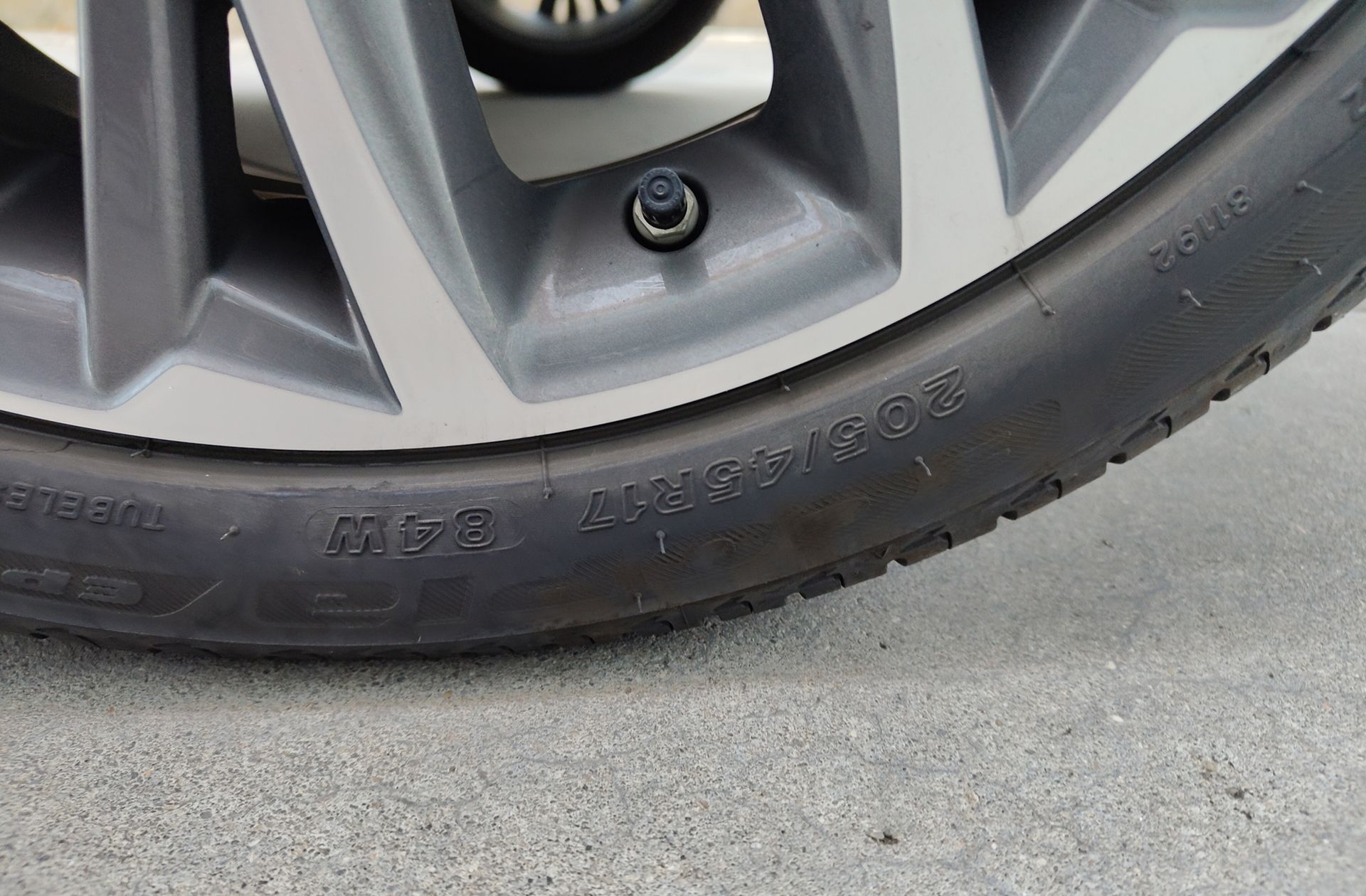 Toyota Yaris 120H Style - foto 36