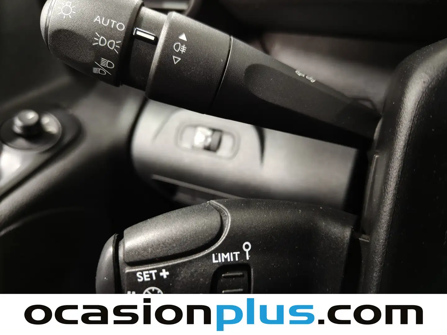 Foto Peugeot Partner Peugeot Partner Furgon BlueHDi 100 S&S Pro Standard 600kg (98 CV)