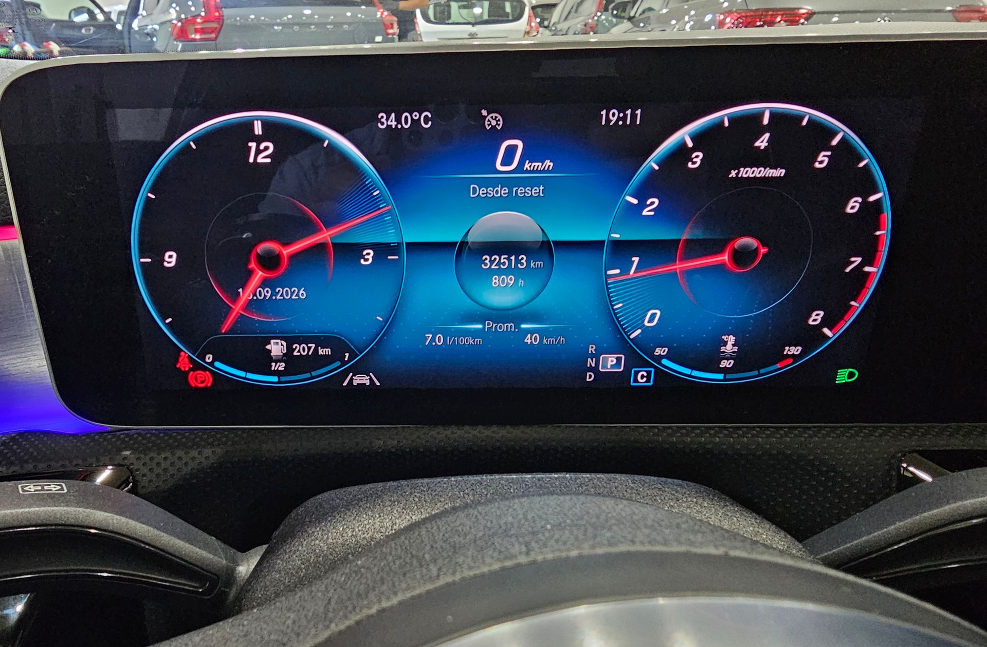 Mercedes-Benz CLA 180 Pack AMG - foto 28