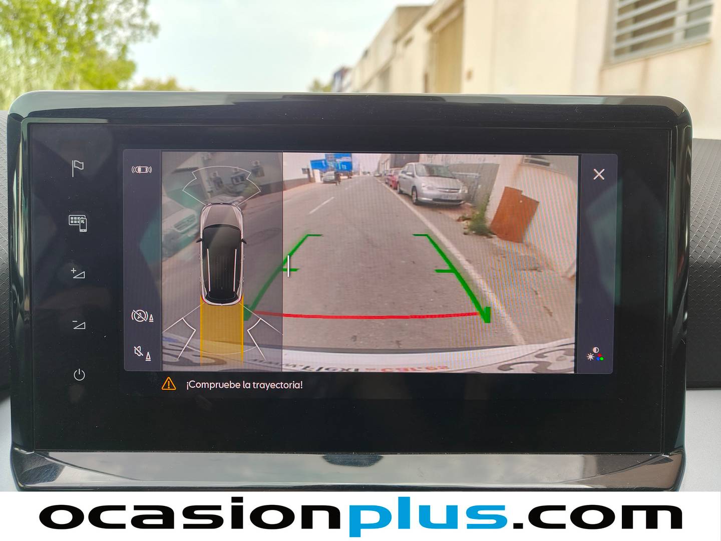 Equipamiento del Seat Arona Seat Arona 1.0 TSI S&S FR Plus (110 CV)