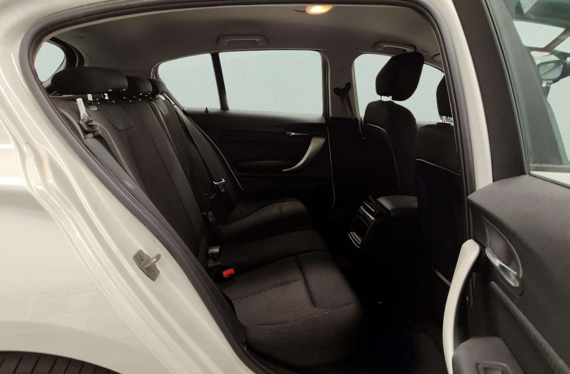 BMW Serie 1 118d - foto 18