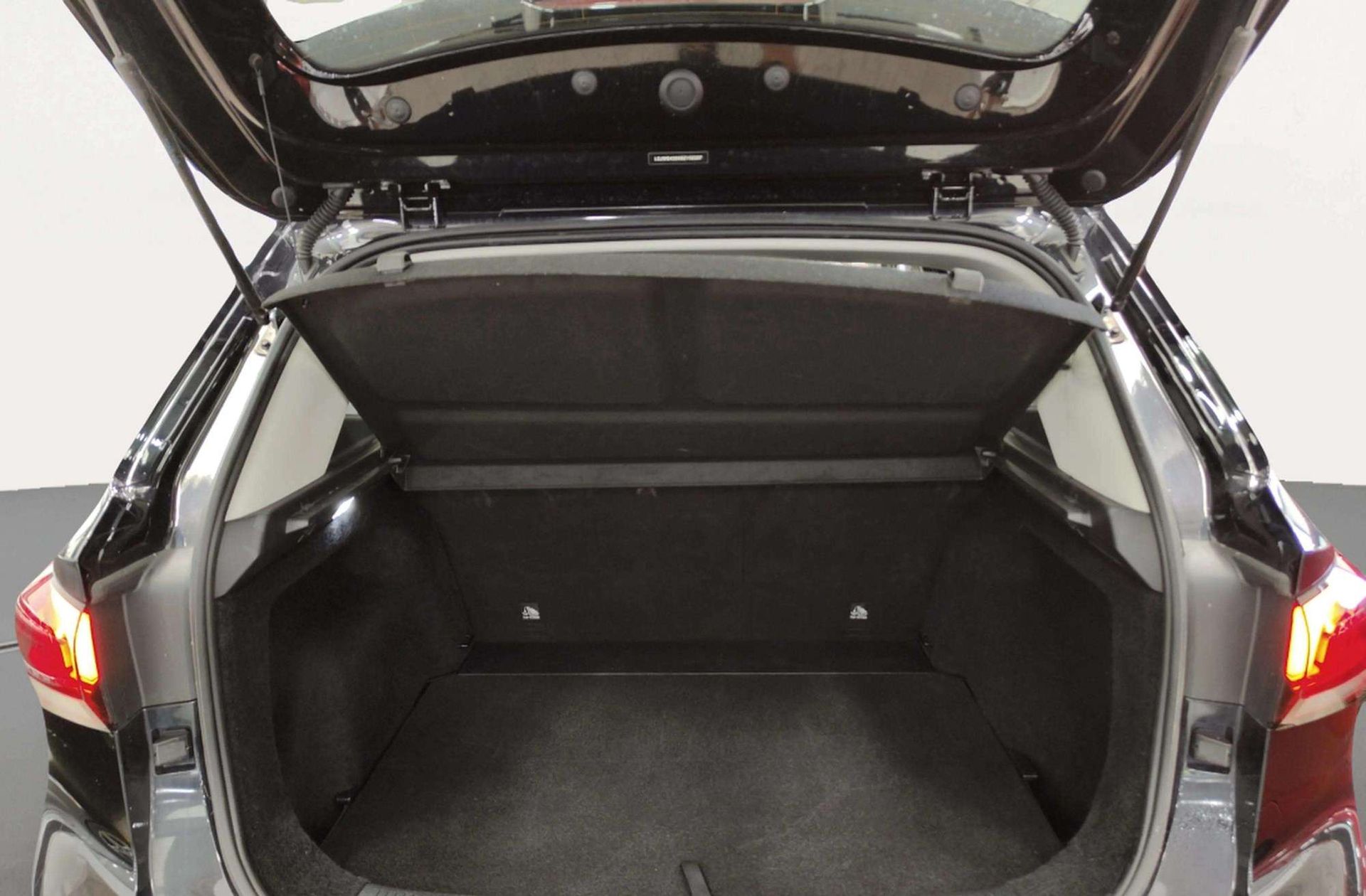 MG ZS 1.5 Hybrid+ Luxury - foto 18