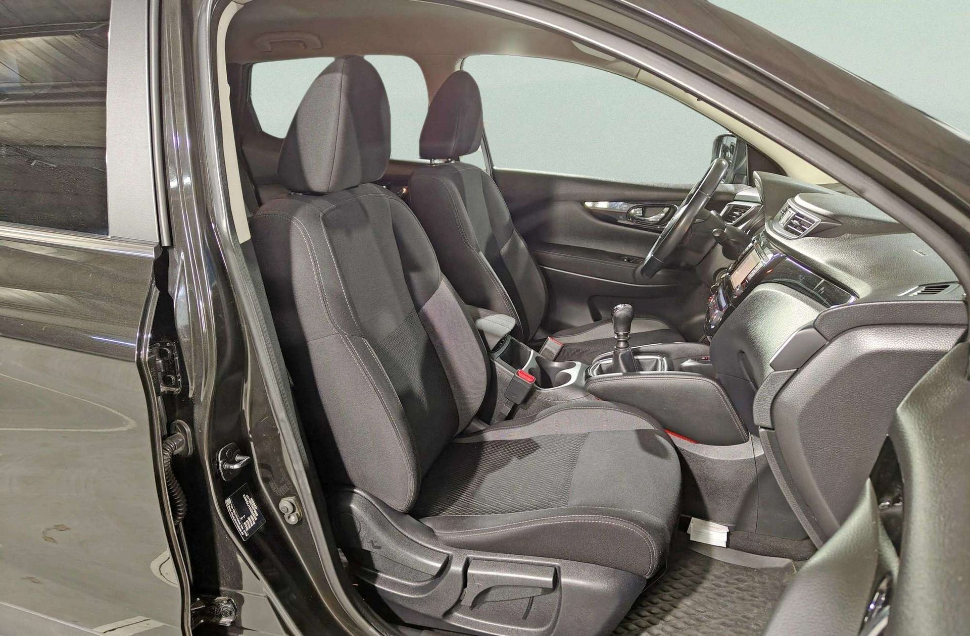 Nissan Qashqai DIG-T 115 Acenta 4x2 - foto 15