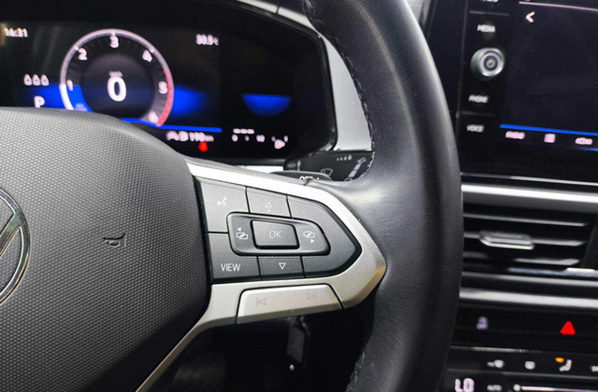 Volkswagen T-Roc Life 2.0 TDI DSG - foto 28
