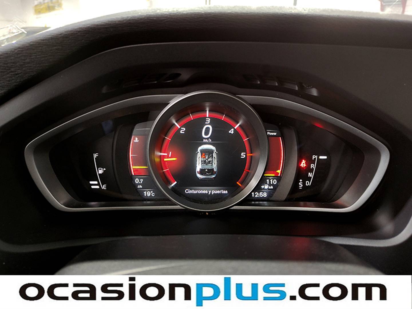 Foto Volvo V40 Volvo V40 D3 Momentum Auto (150 CV)